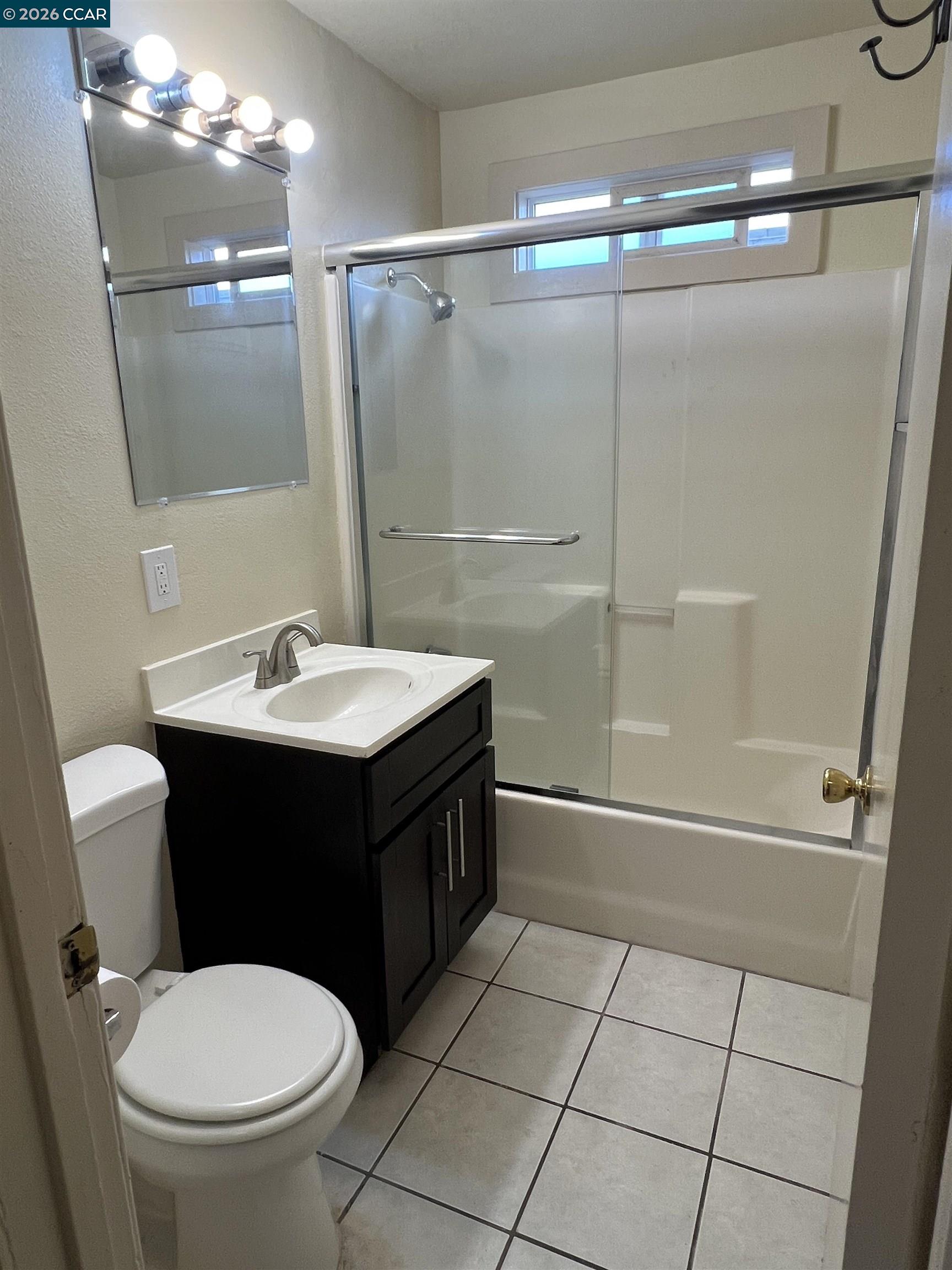 Detail Gallery Image 7 of 12 For 1515 Roosevelt Ave #1513,  Richmond,  CA 94801 - 2 Beds | 1 Baths