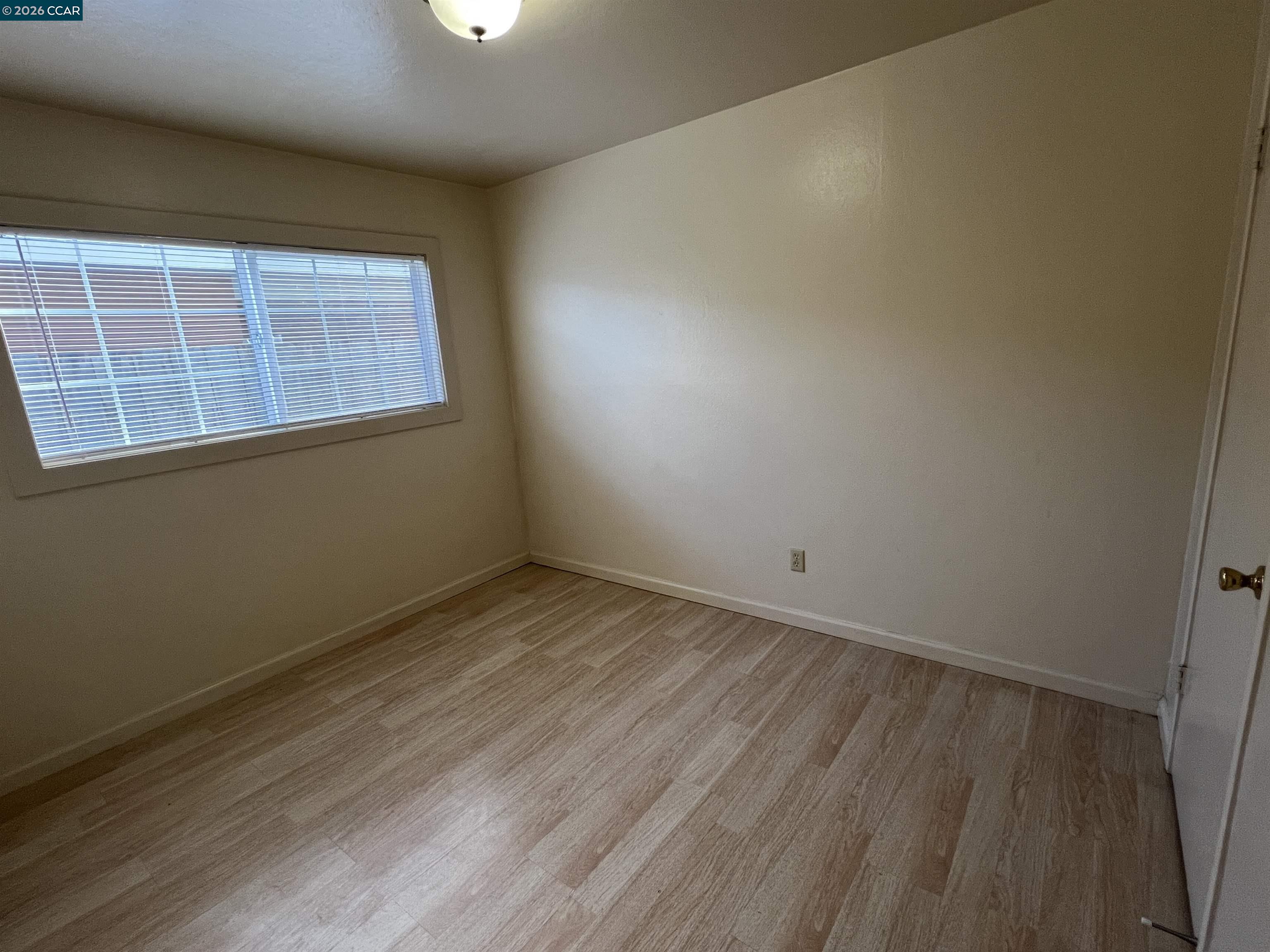Detail Gallery Image 8 of 12 For 1515 Roosevelt Ave #1513,  Richmond,  CA 94801 - 2 Beds | 1 Baths