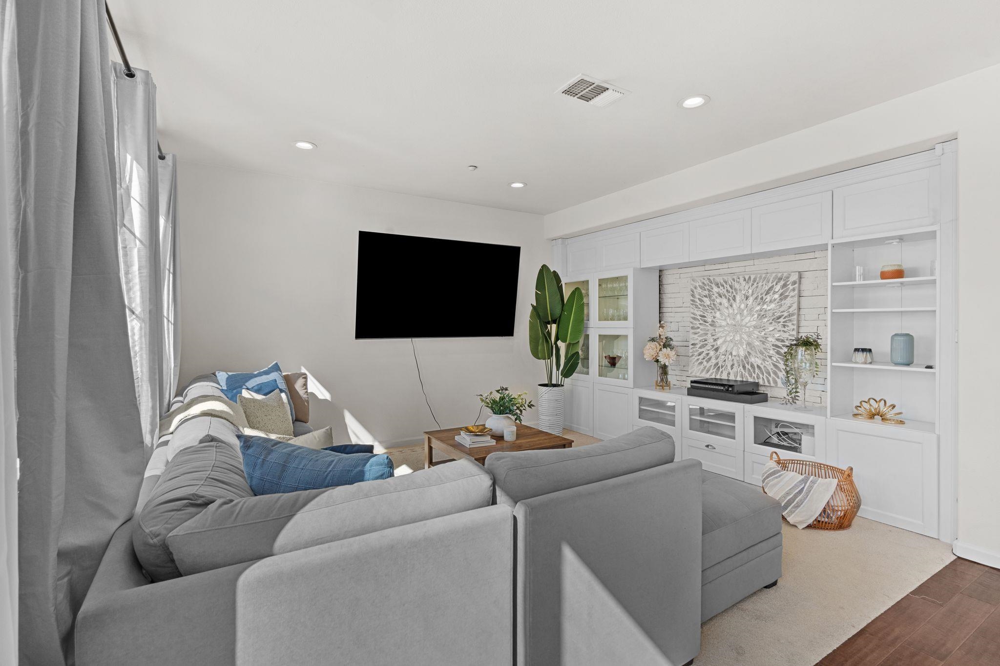 Detail Gallery Image 11 of 32 For 663 Falling Star Drive, Martinez,  CA 94553 - 3 Beds | 2/1 Baths