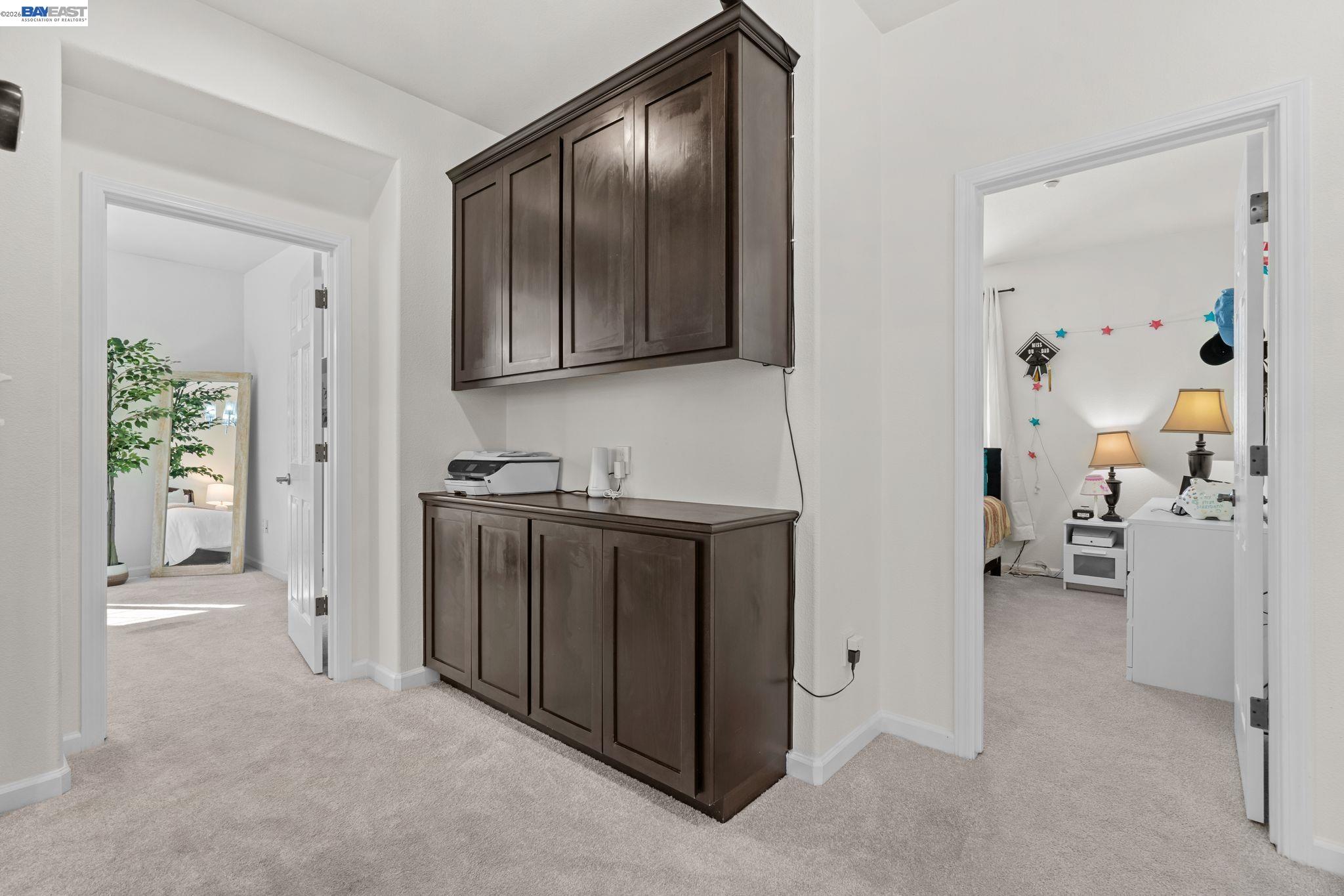 Detail Gallery Image 15 of 32 For 663 Falling Star Drive, Martinez,  CA 94553 - 3 Beds | 2/1 Baths