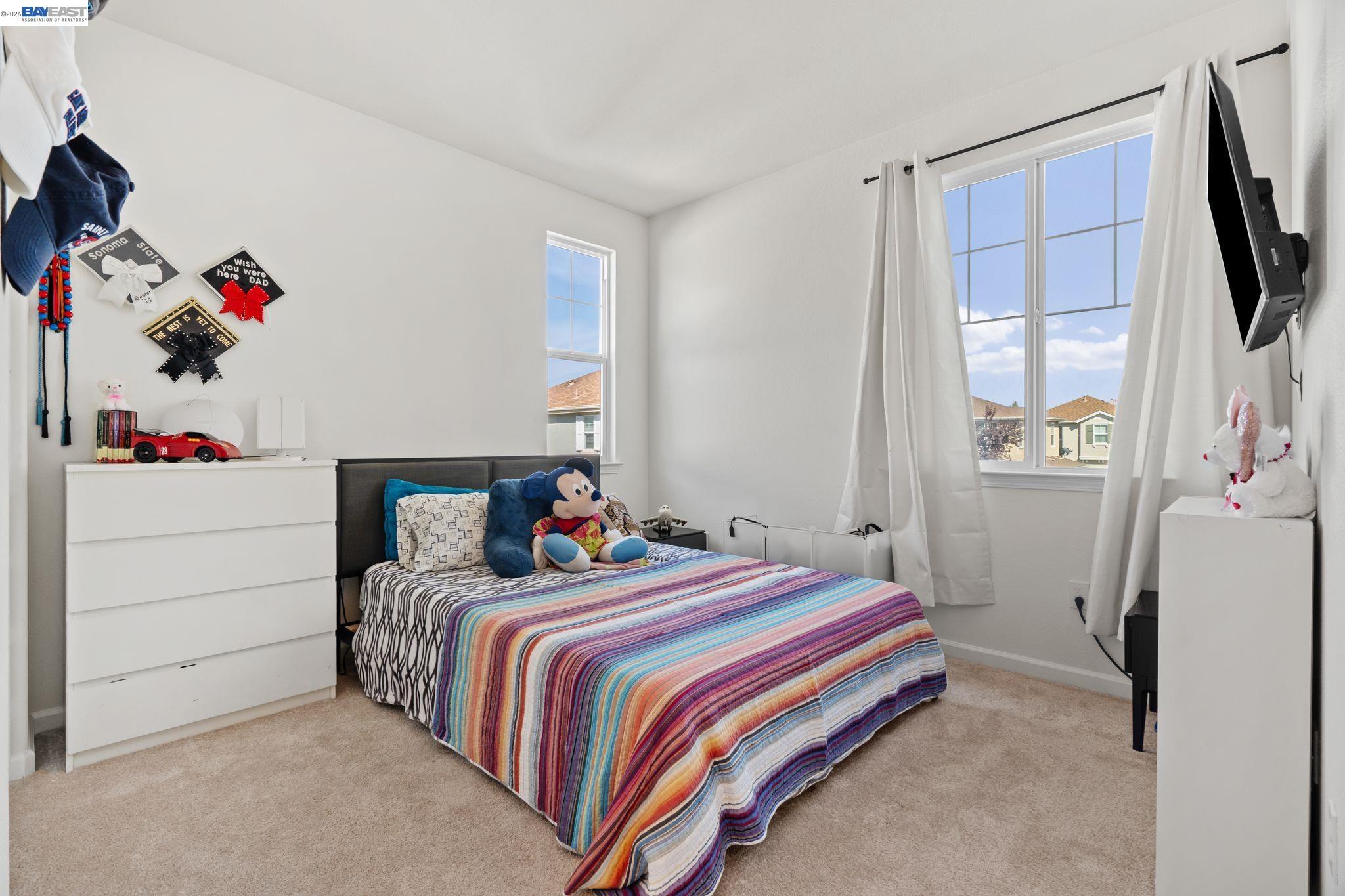 Detail Gallery Image 22 of 32 For 663 Falling Star Drive, Martinez,  CA 94553 - 3 Beds | 2/1 Baths