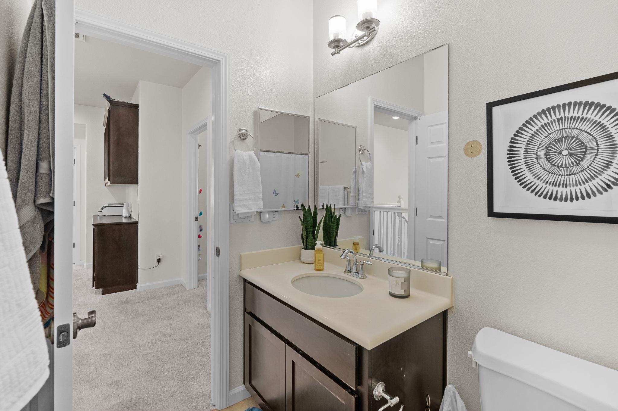 Detail Gallery Image 25 of 32 For 663 Falling Star Drive, Martinez,  CA 94553 - 3 Beds | 2/1 Baths