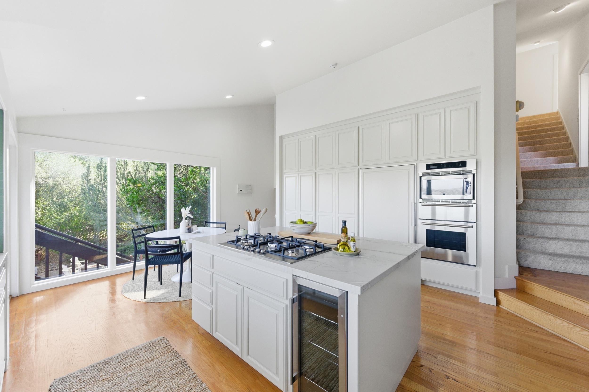 Detail Gallery Image 17 of 59 For 271 Monte Vista Ridge, Orinda,  CA 94563 - 5 Beds | 4/1 Baths