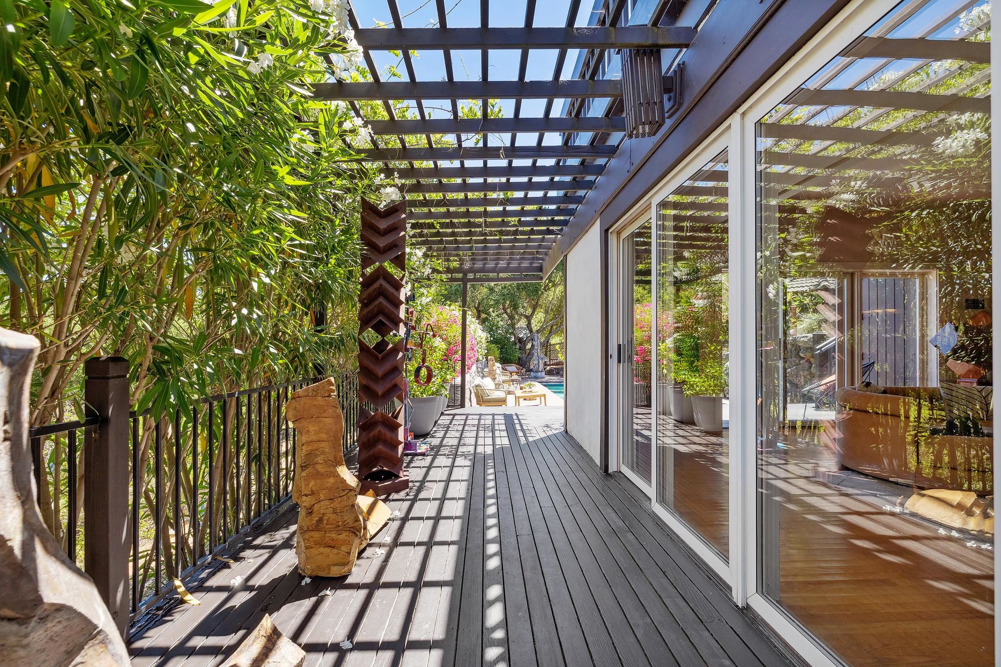 Detail Gallery Image 28 of 59 For 271 Monte Vista Ridge, Orinda,  CA 94563 - 5 Beds | 4/1 Baths