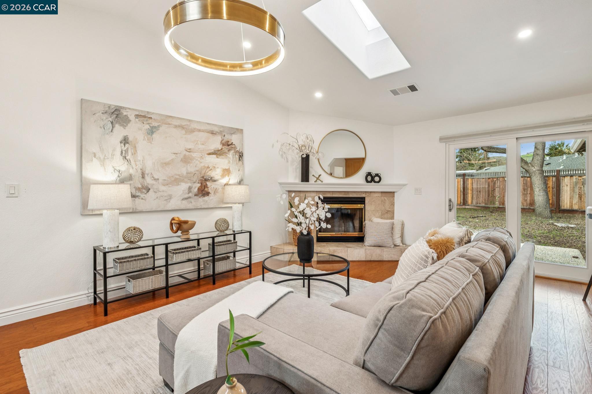 Detail Gallery Image 21 of 60 For 1651 Green Valley Rd., Danville,  CA 94526 - 4 Beds | 2 Baths