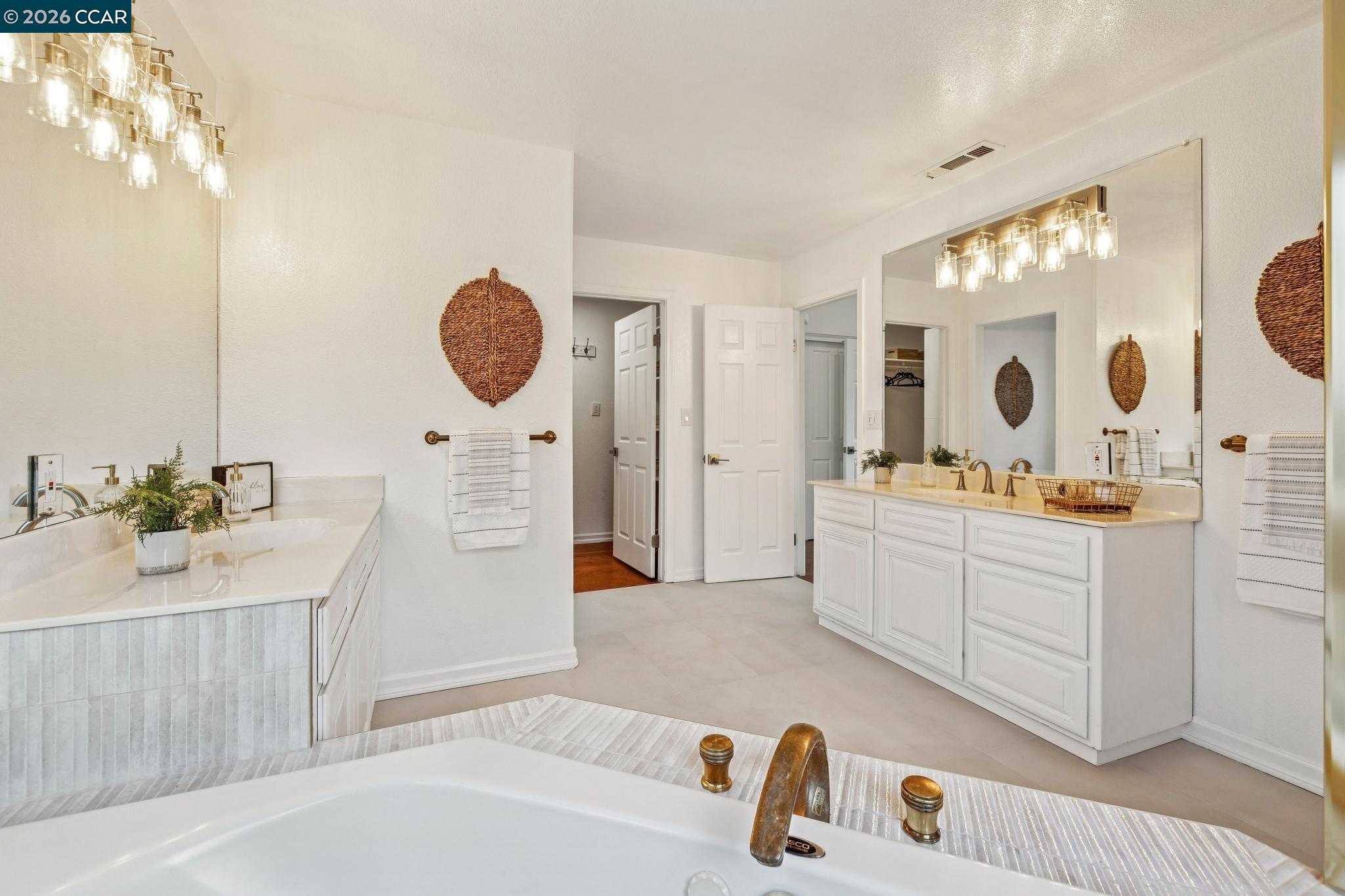 Detail Gallery Image 34 of 60 For 1651 Green Valley Rd., Danville,  CA 94526 - 4 Beds | 2 Baths