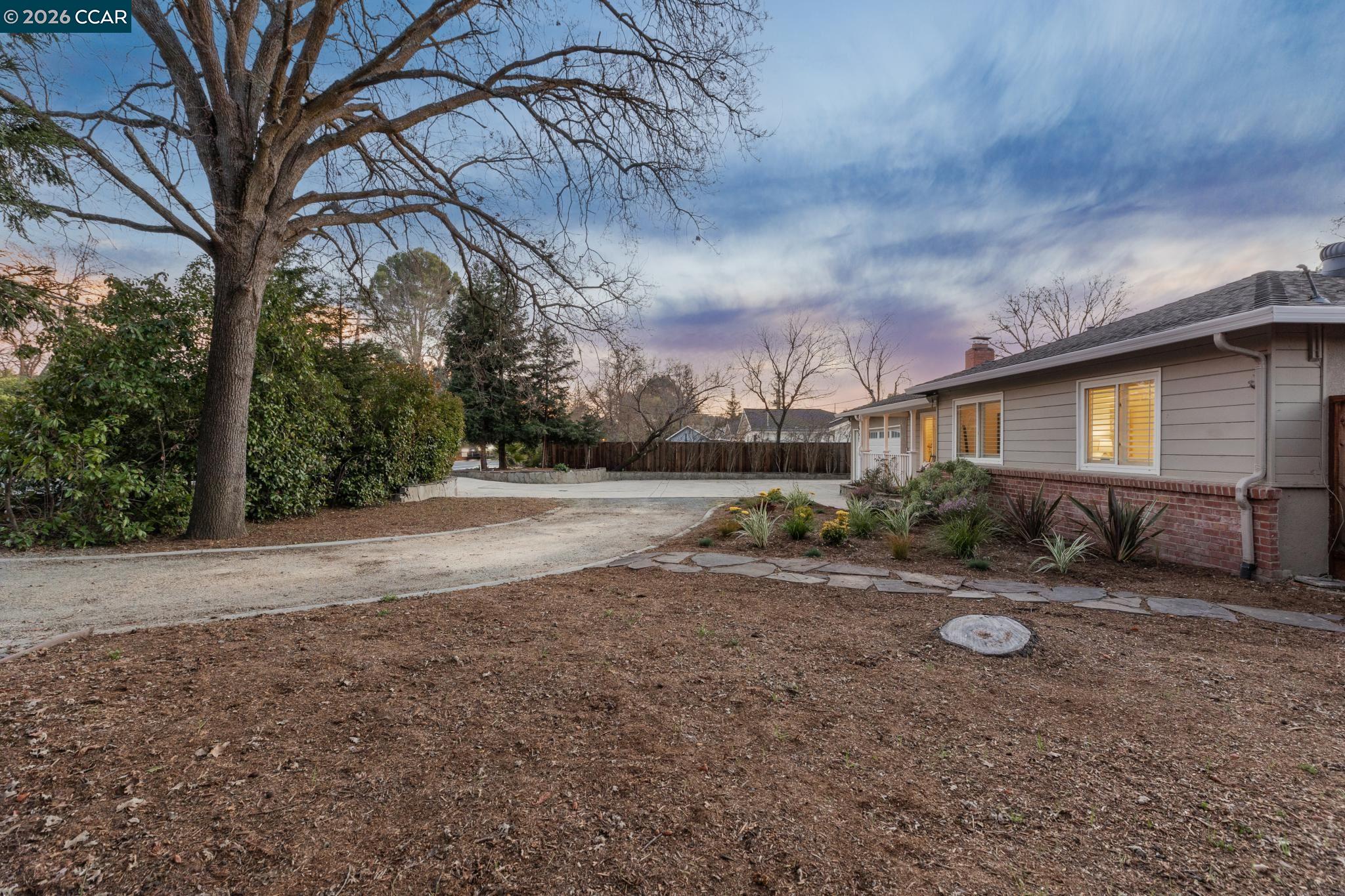 Detail Gallery Image 5 of 60 For 1651 Green Valley Rd., Danville,  CA 94526 - 4 Beds | 2 Baths