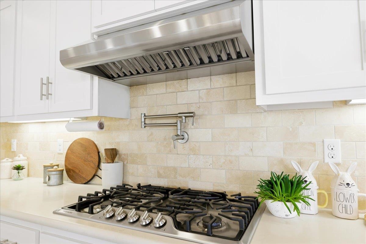 Detail Gallery Image 15 of 60 For 4293 Oak Knoll Dr, Dublin,  CA 94568 - 5 Beds | 3/1 Baths