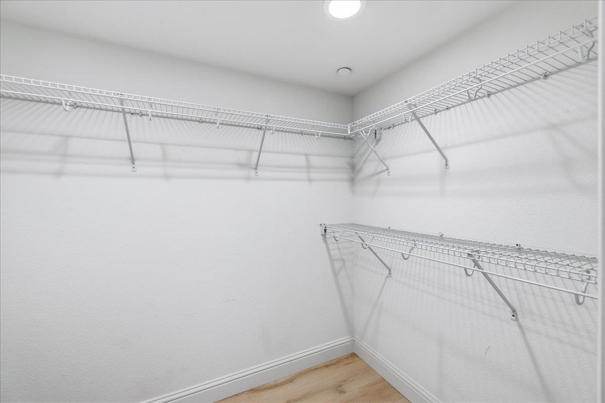 Detail Gallery Image 24 of 60 For 4293 Oak Knoll Dr, Dublin,  CA 94568 - 5 Beds | 3/1 Baths