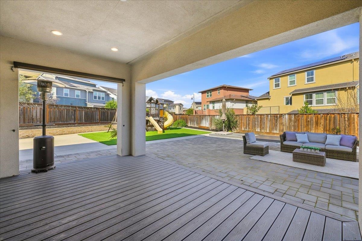 Detail Gallery Image 43 of 60 For 4293 Oak Knoll Dr, Dublin,  CA 94568 - 5 Beds | 3/1 Baths