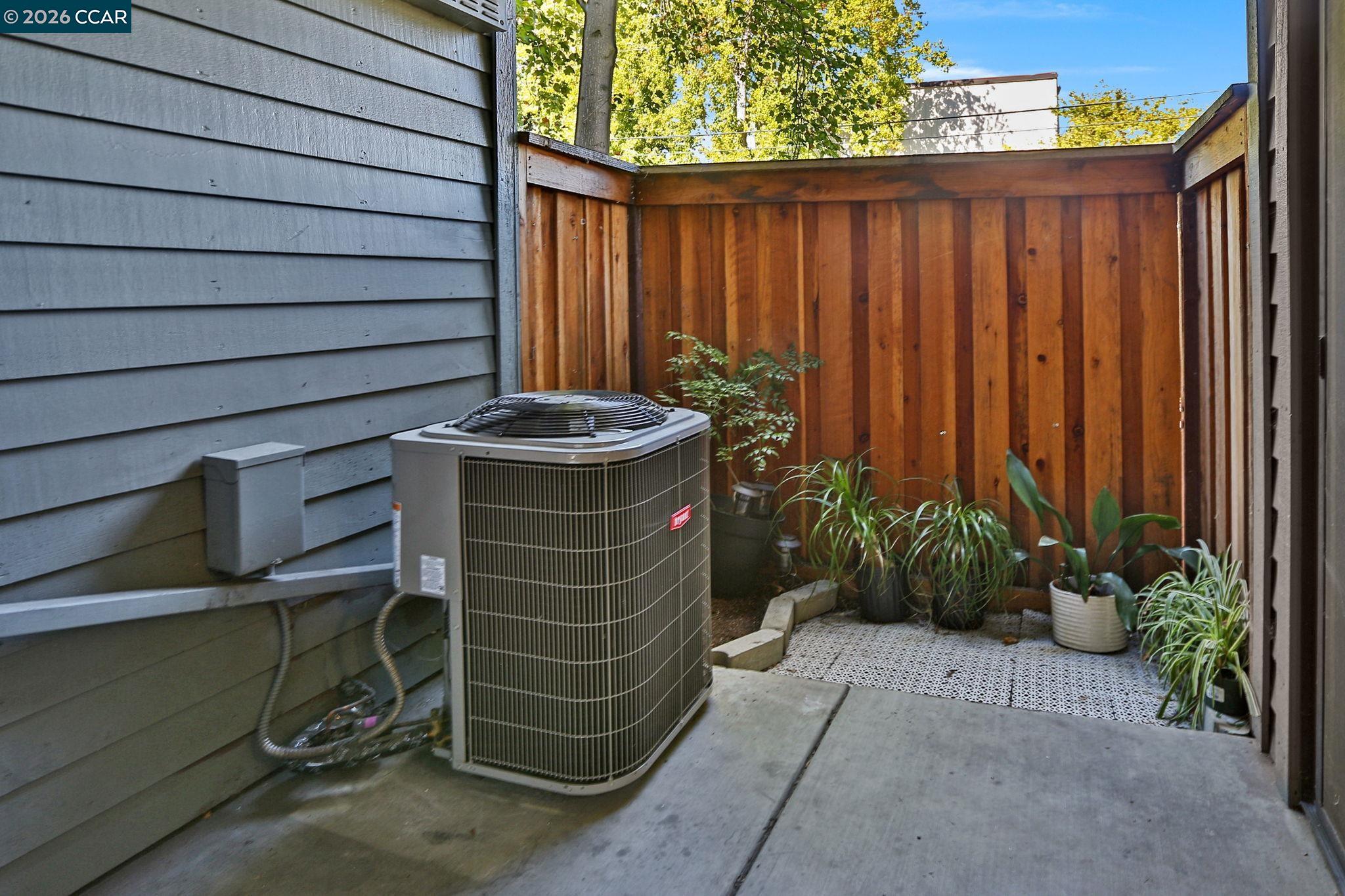 Photo #16: 41123447 Listing: Photo #16