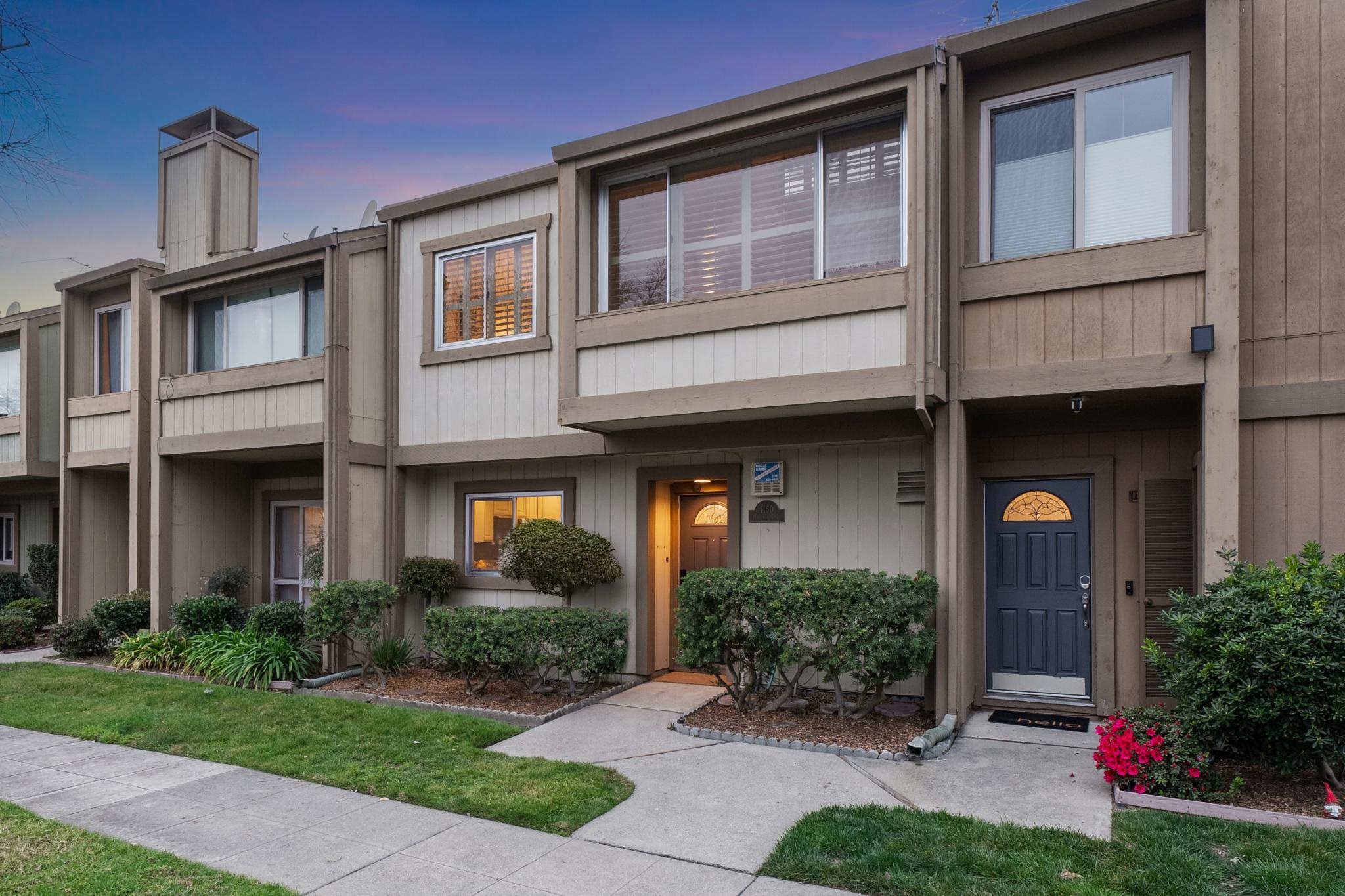 Detail Gallery Image 46 of 60 For 1160 Marianas Ln, Alameda,  CA 94502 - 3 Beds | 2/1 Baths