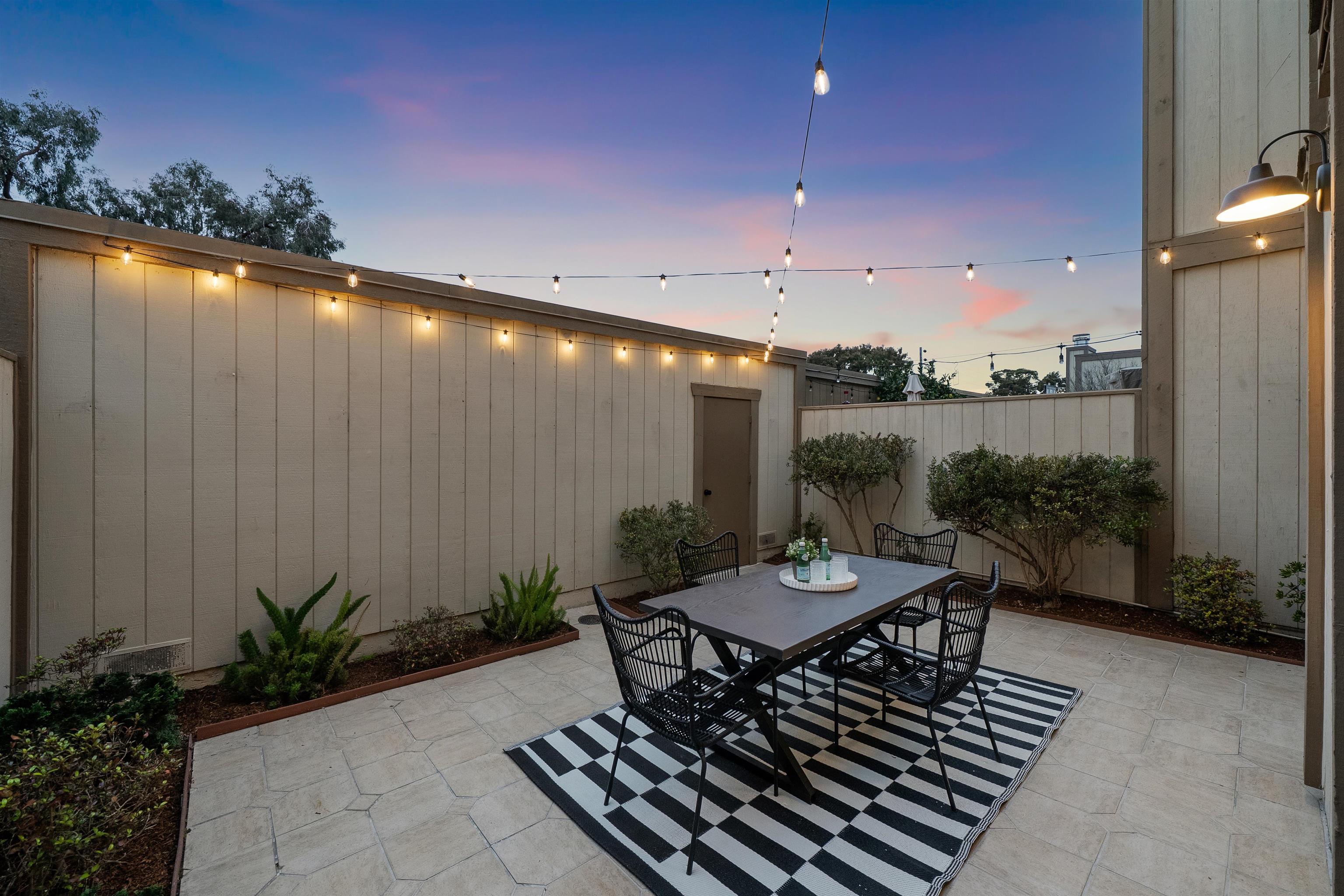 Detail Gallery Image 59 of 60 For 1160 Marianas Ln, Alameda,  CA 94502 - 3 Beds | 2/1 Baths