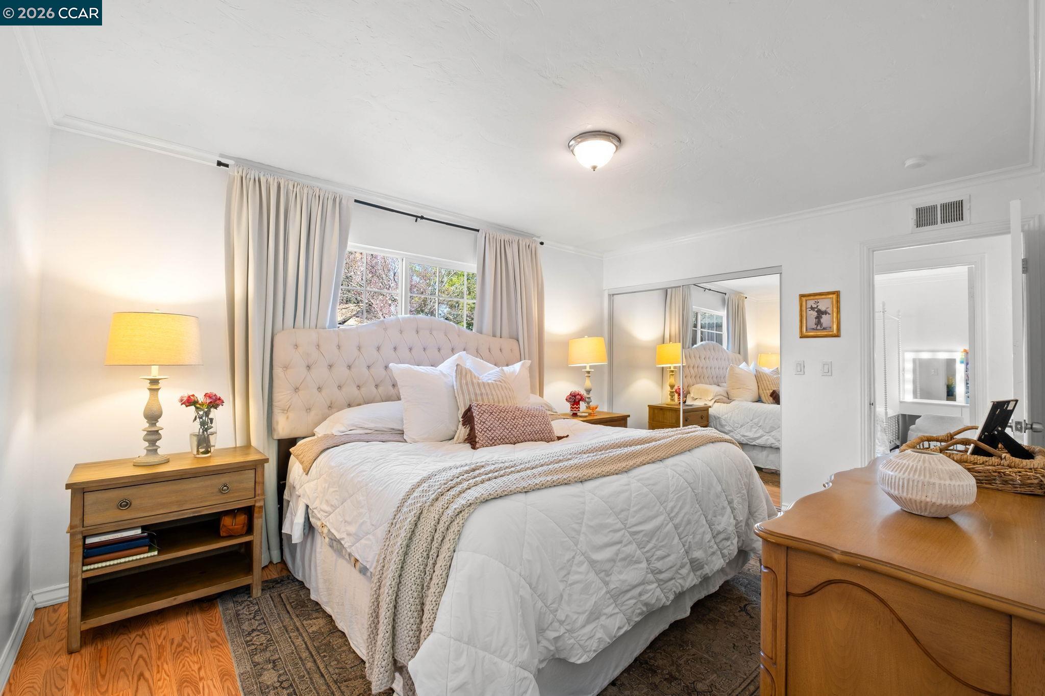 Detail Gallery Image 11 of 24 For 229 E Catamaran Cir, Pittsburg,  CA 94565 - 3 Beds | 2 Baths