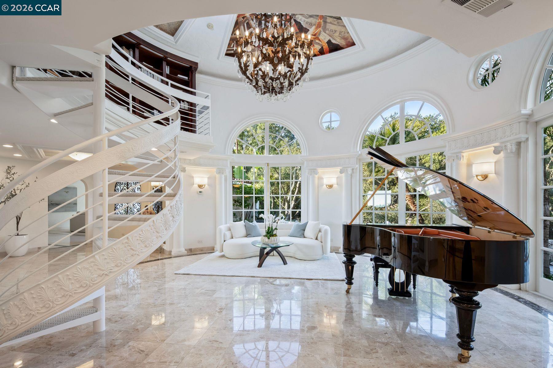 Detail Gallery Image 16 of 60 For 4146 Canyon Rd, Lafayette,  CA 94549 - 5 Beds | 6/1 Baths