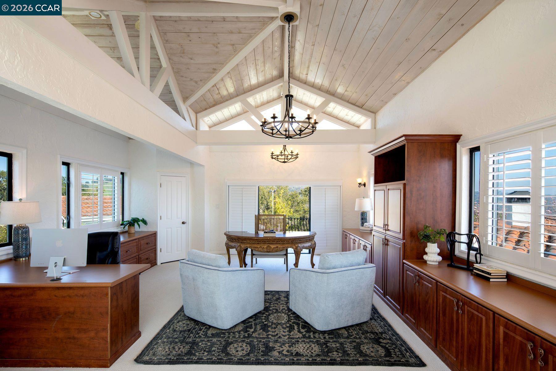 Detail Gallery Image 33 of 60 For 4146 Canyon Rd, Lafayette,  CA 94549 - 5 Beds | 6/1 Baths