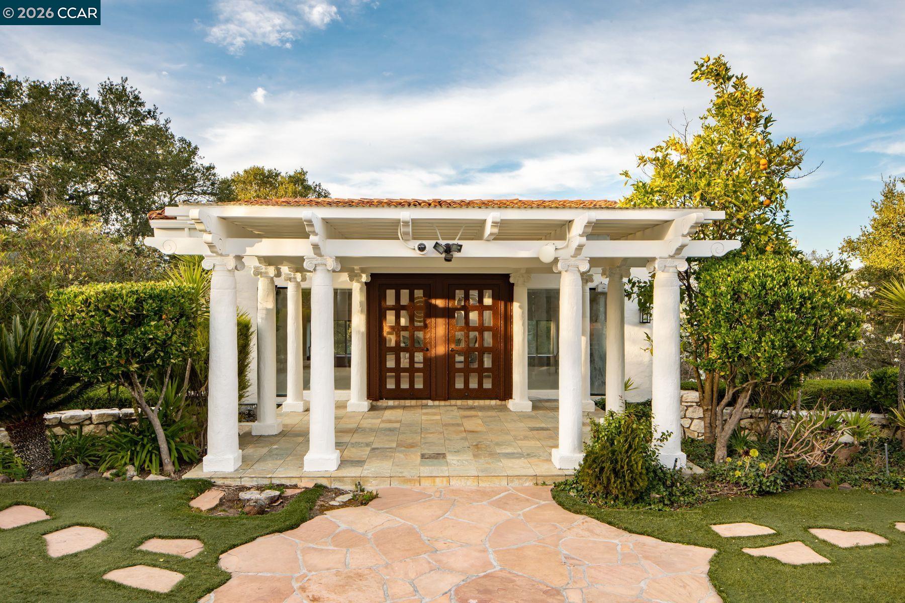 Detail Gallery Image 44 of 60 For 4146 Canyon Rd, Lafayette,  CA 94549 - 5 Beds | 6/1 Baths