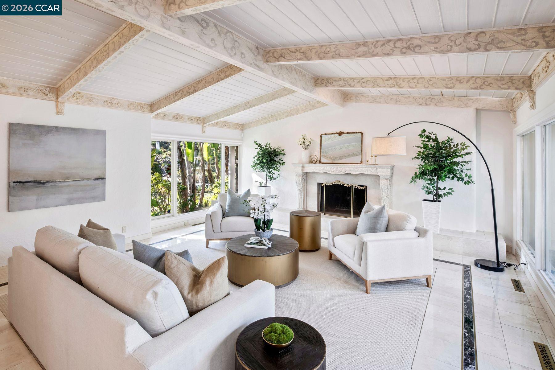 Detail Gallery Image 8 of 60 For 4146 Canyon Rd, Lafayette,  CA 94549 - 5 Beds | 6/1 Baths