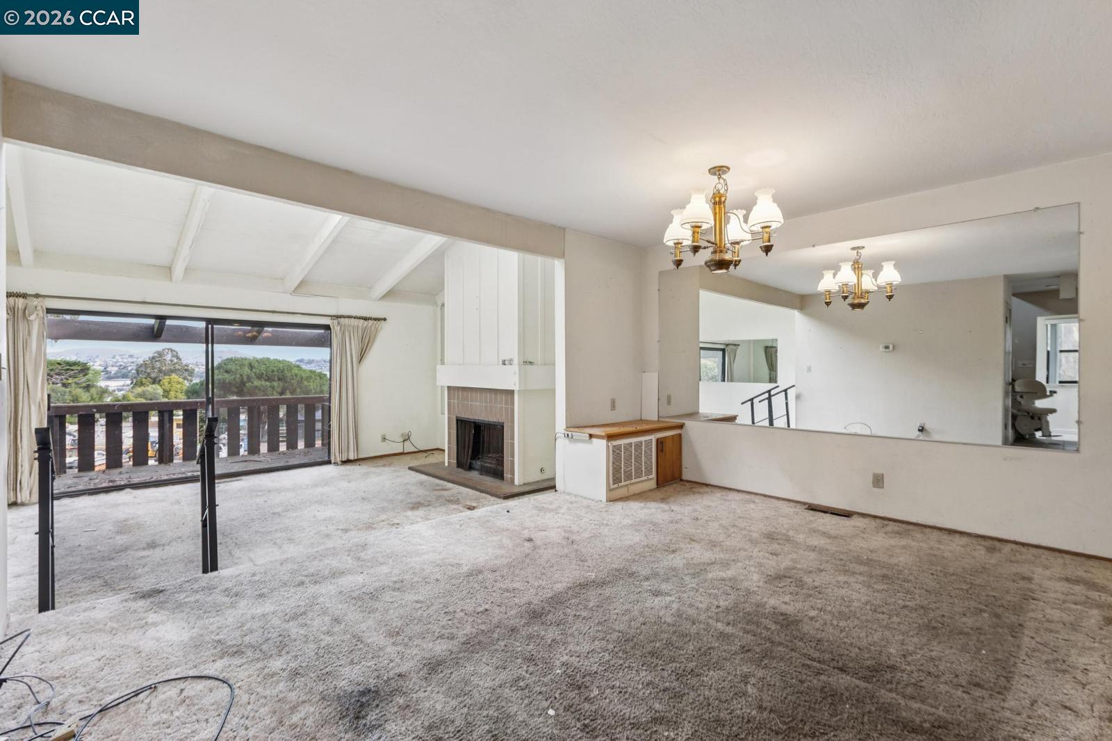 Detail Gallery Image 13 of 60 For 119 Lincoln Dr, Sausalito,  CA 94965 - 2 Beds | 2/1 Baths