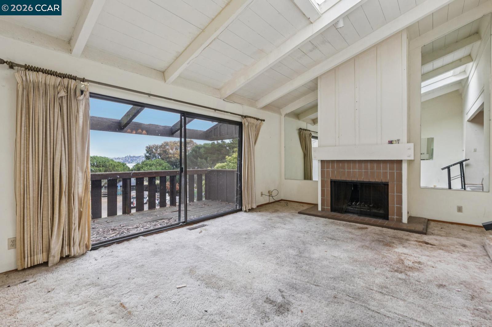 Detail Gallery Image 21 of 60 For 119 Lincoln Dr, Sausalito,  CA 94965 - 2 Beds | 2/1 Baths
