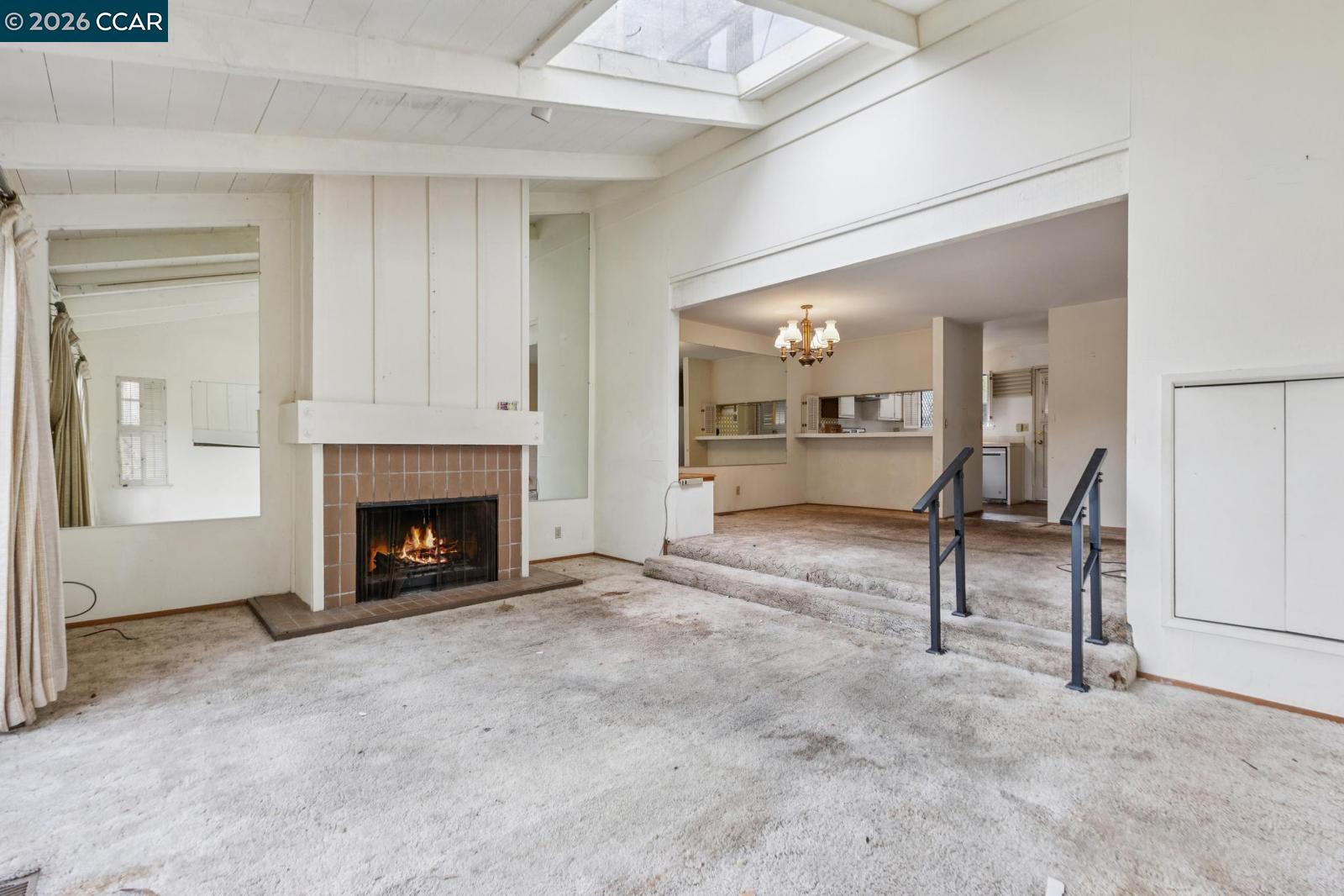 Detail Gallery Image 22 of 60 For 119 Lincoln Dr, Sausalito,  CA 94965 - 2 Beds | 2/1 Baths