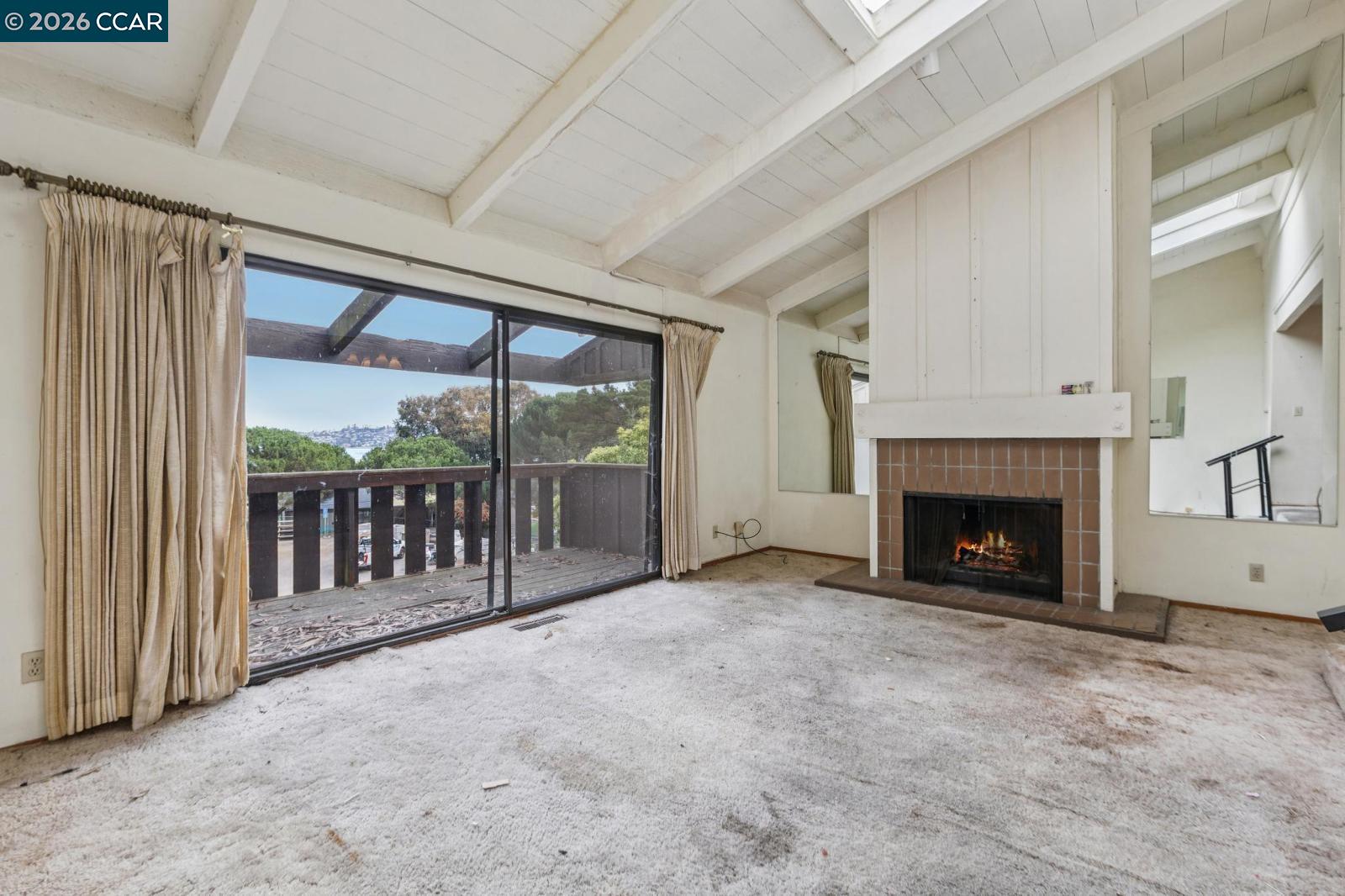 Detail Gallery Image 23 of 60 For 119 Lincoln Dr, Sausalito,  CA 94965 - 2 Beds | 2/1 Baths