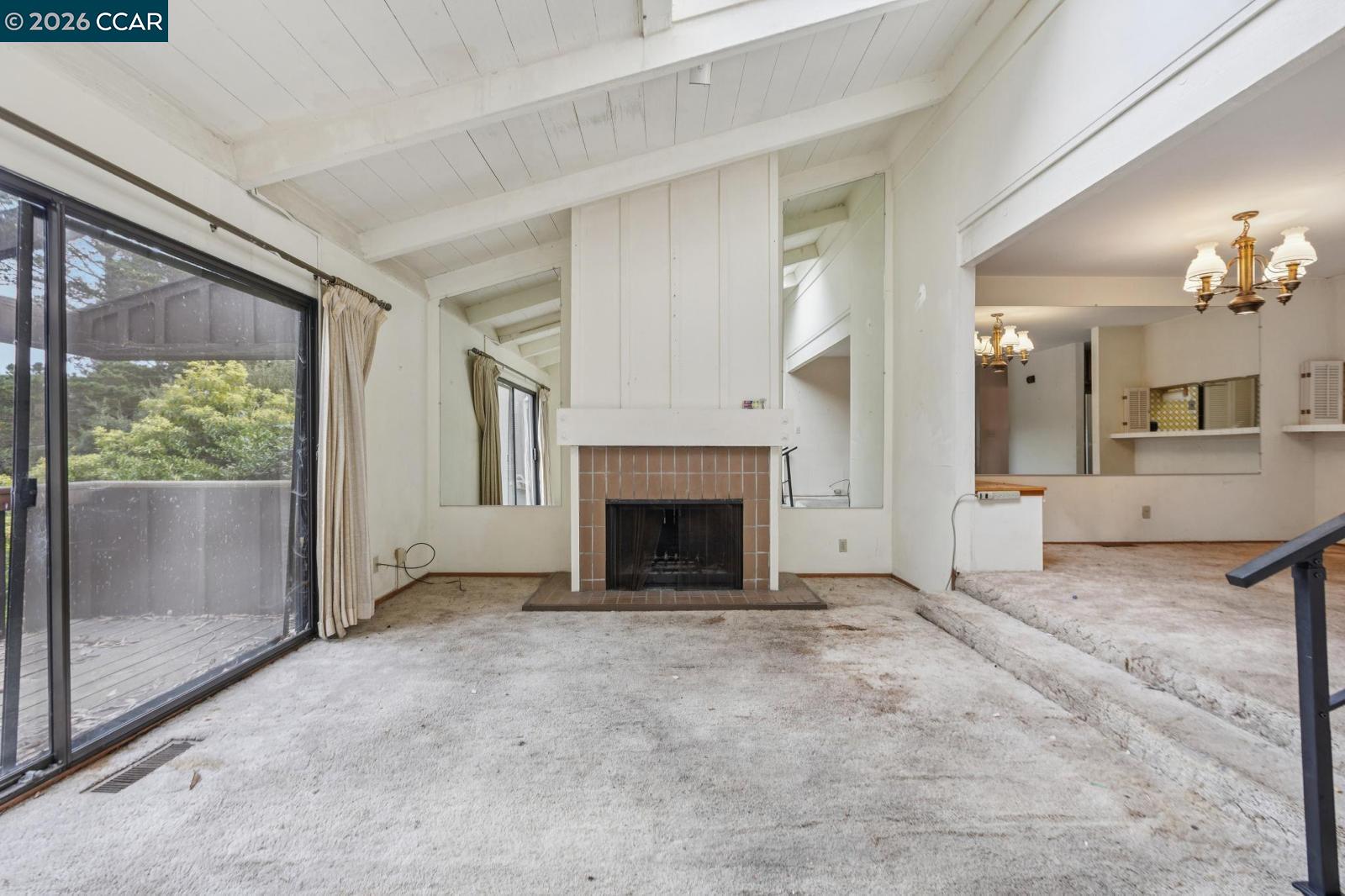 Detail Gallery Image 29 of 60 For 119 Lincoln Dr, Sausalito,  CA 94965 - 2 Beds | 2/1 Baths