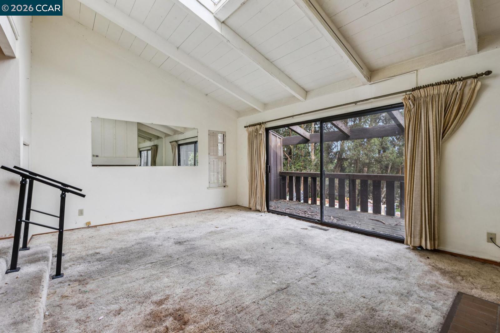 Detail Gallery Image 34 of 60 For 119 Lincoln Dr, Sausalito,  CA 94965 - 2 Beds | 2/1 Baths