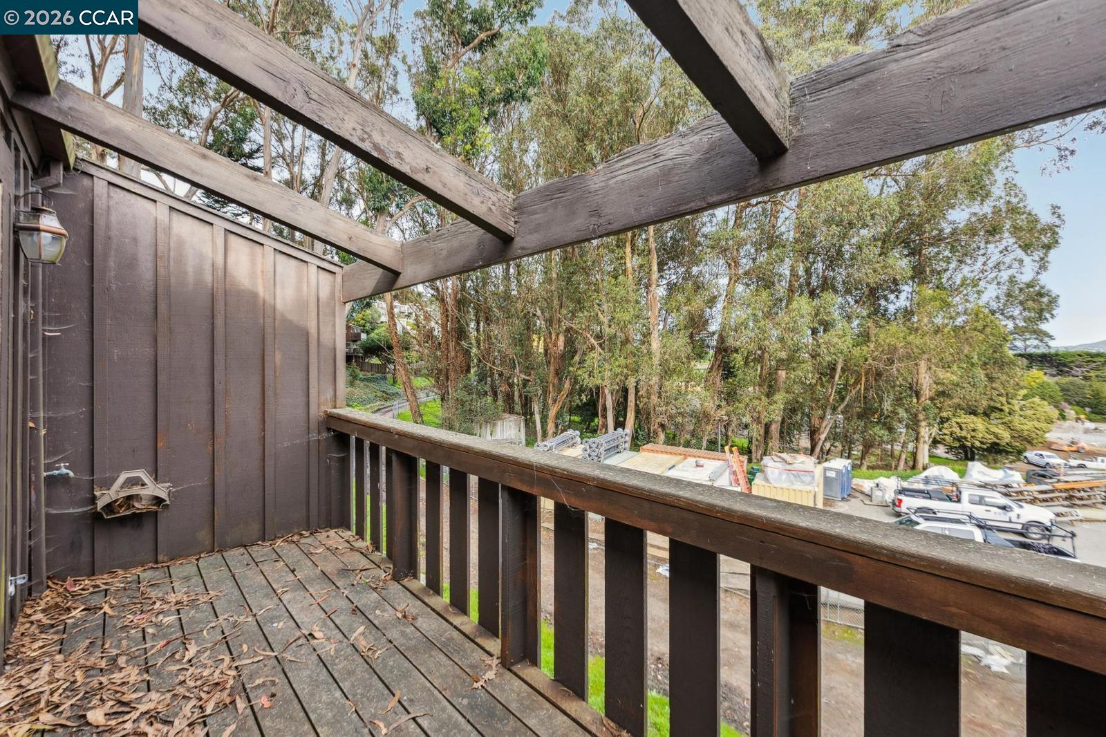 Detail Gallery Image 37 of 60 For 119 Lincoln Dr, Sausalito,  CA 94965 - 2 Beds | 2/1 Baths