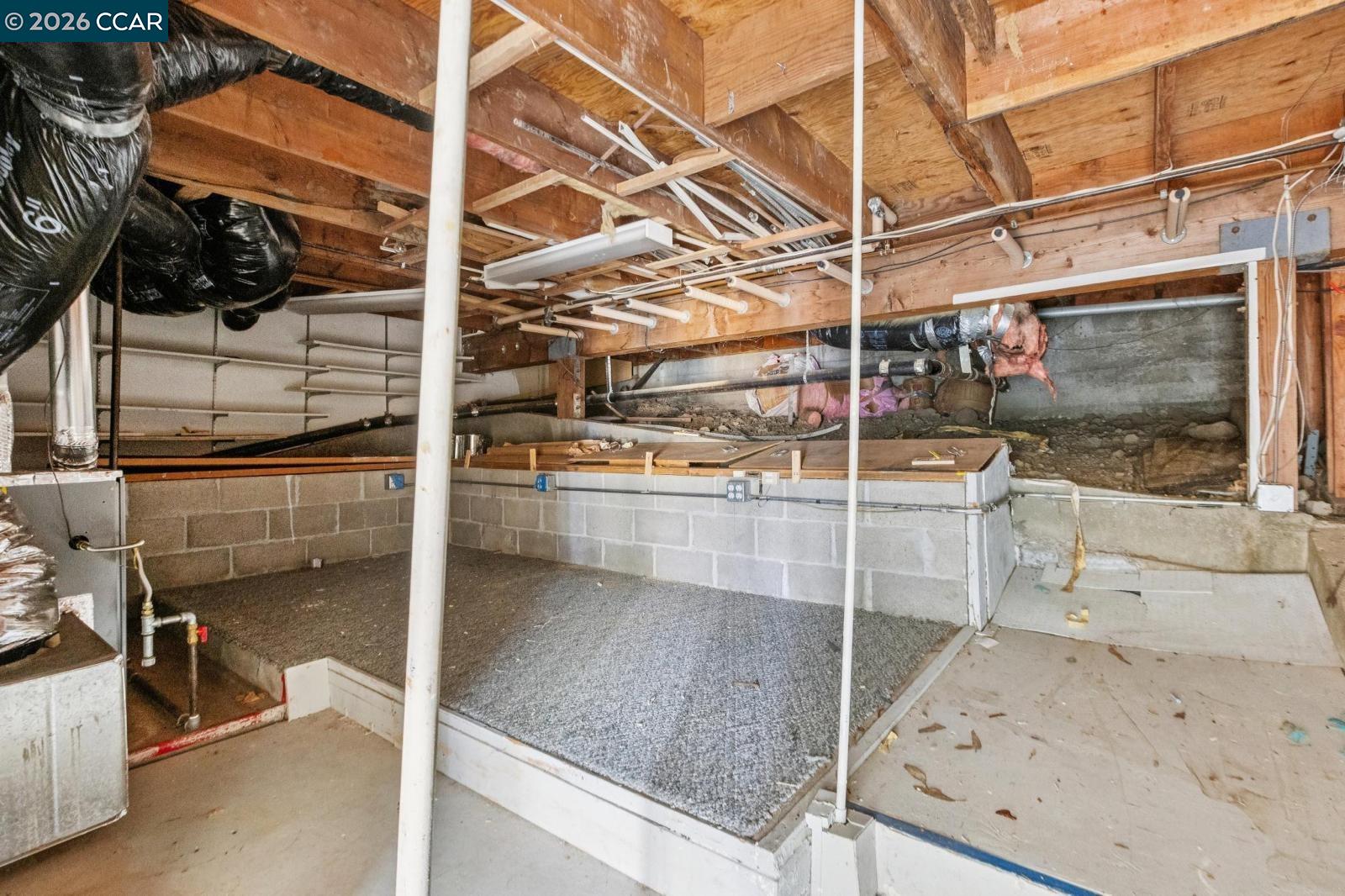 Detail Gallery Image 51 of 60 For 119 Lincoln Dr, Sausalito,  CA 94965 - 2 Beds | 2/1 Baths