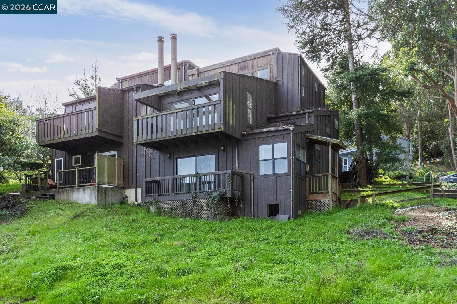 Detail Gallery Image 60 of 60 For 119 Lincoln Dr, Sausalito,  CA 94965 - 2 Beds | 2/1 Baths