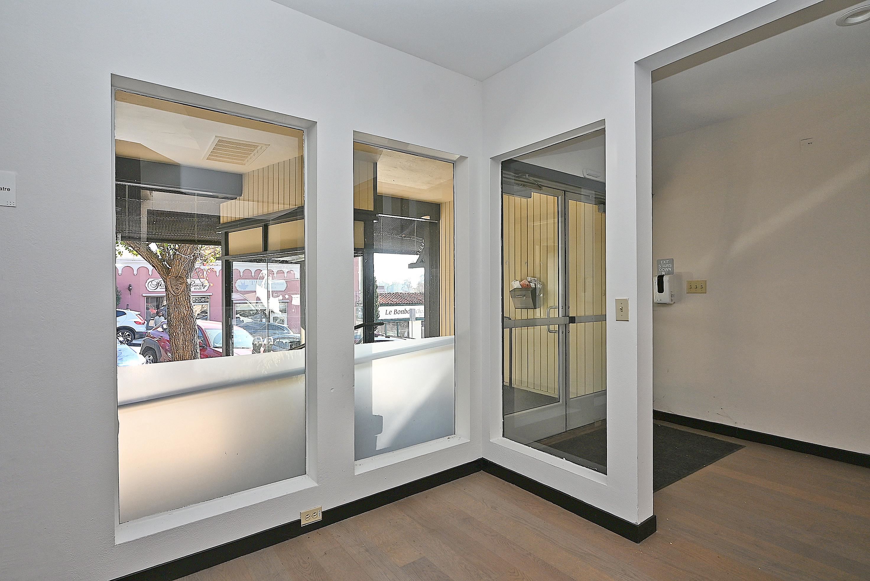 Detail Gallery Image 7 of 17 For 6211 La Salle Ave, Oakland,  CA 94611 - – Beds | – Baths