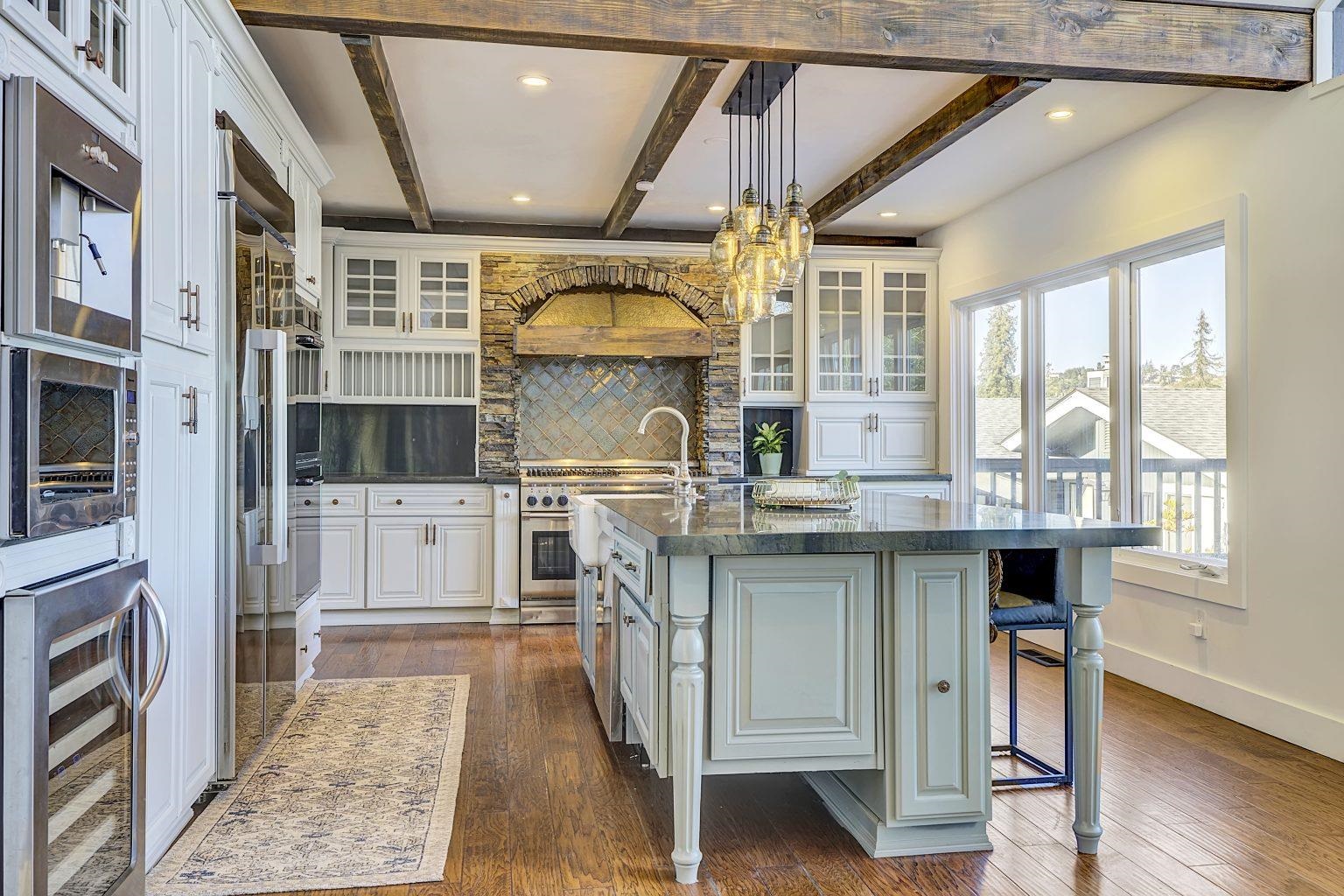 Detail Gallery Image 20 of 60 For 19029 Carlton Ave, Castro Valley,  CA 94546 - 4 Beds | 4/1 Baths