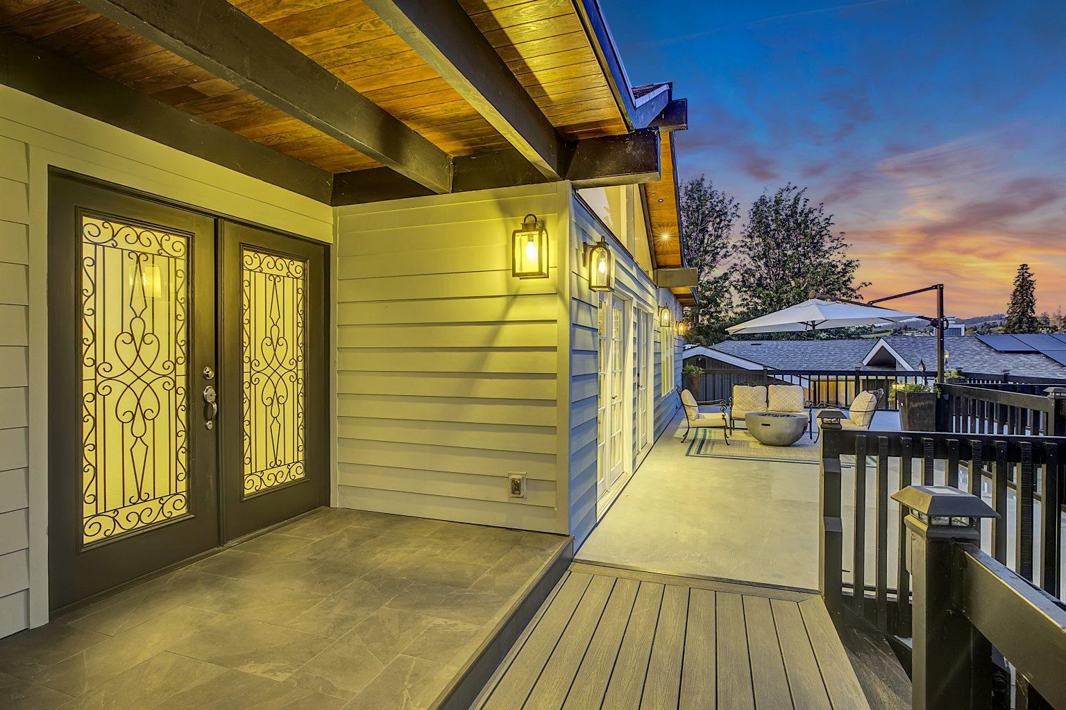 Detail Gallery Image 3 of 60 For 19029 Carlton Ave, Castro Valley,  CA 94546 - 4 Beds | 4/1 Baths