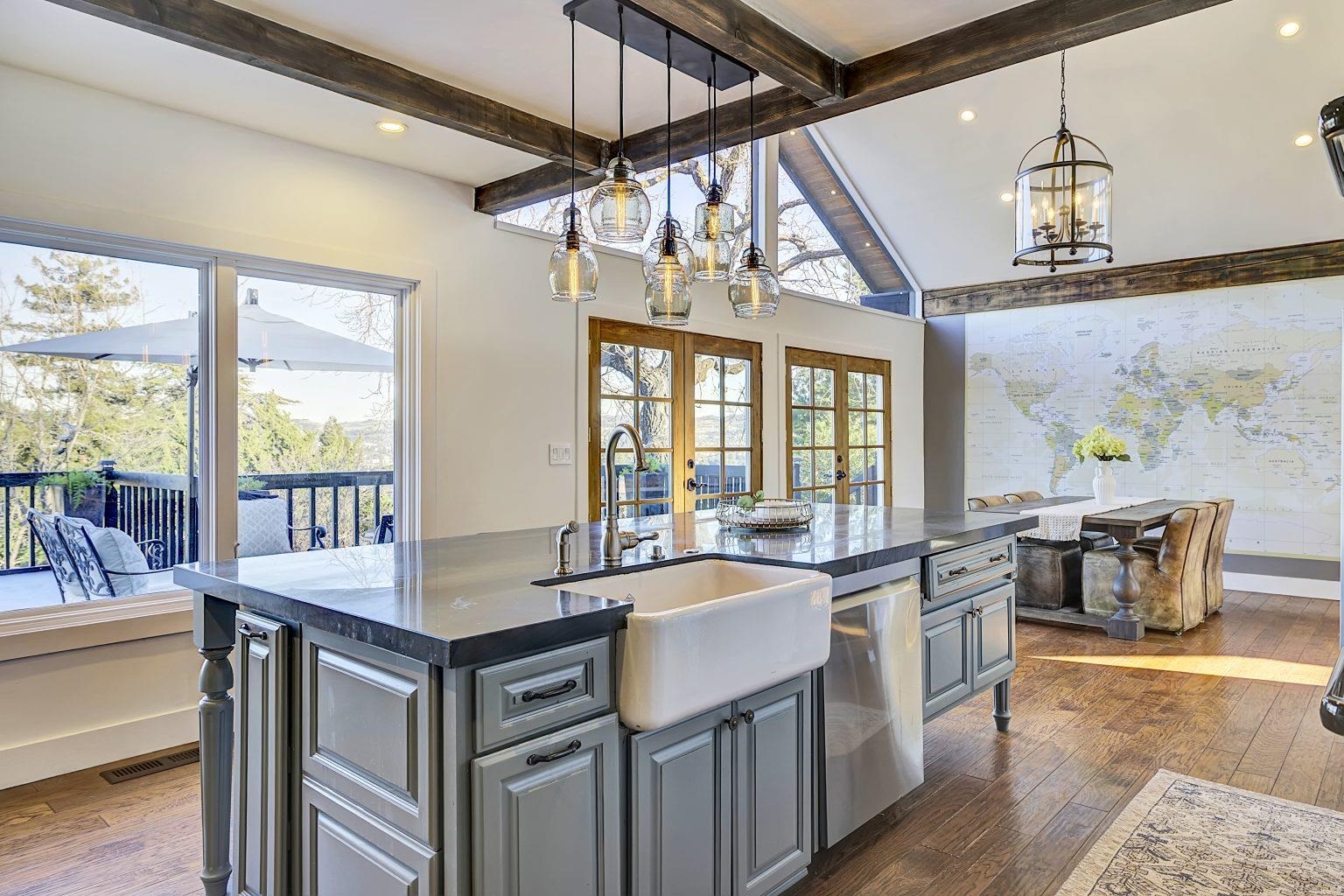 Detail Gallery Image 21 of 60 For 19029 Carlton Ave, Castro Valley,  CA 94546 - 4 Beds | 4/1 Baths