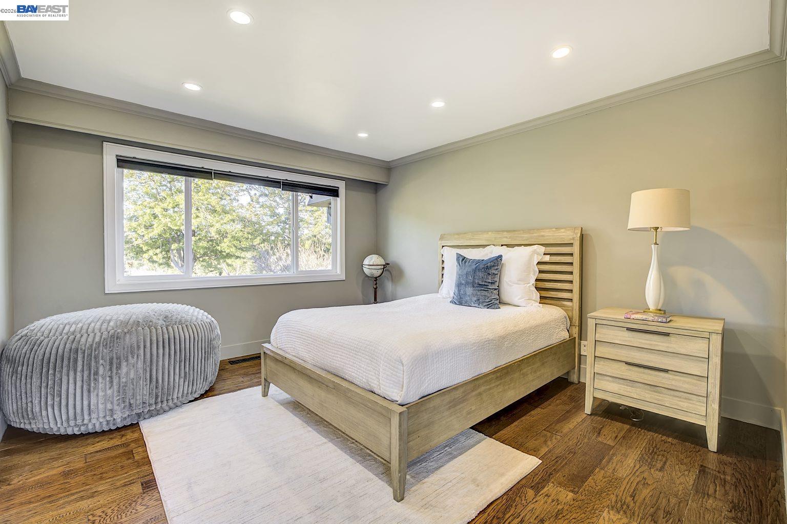 Detail Gallery Image 28 of 60 For 19029 Carlton Ave, Castro Valley,  CA 94546 - 4 Beds | 4/1 Baths