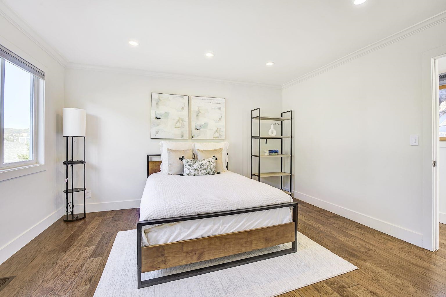 Detail Gallery Image 31 of 60 For 19029 Carlton Ave, Castro Valley,  CA 94546 - 4 Beds | 4/1 Baths