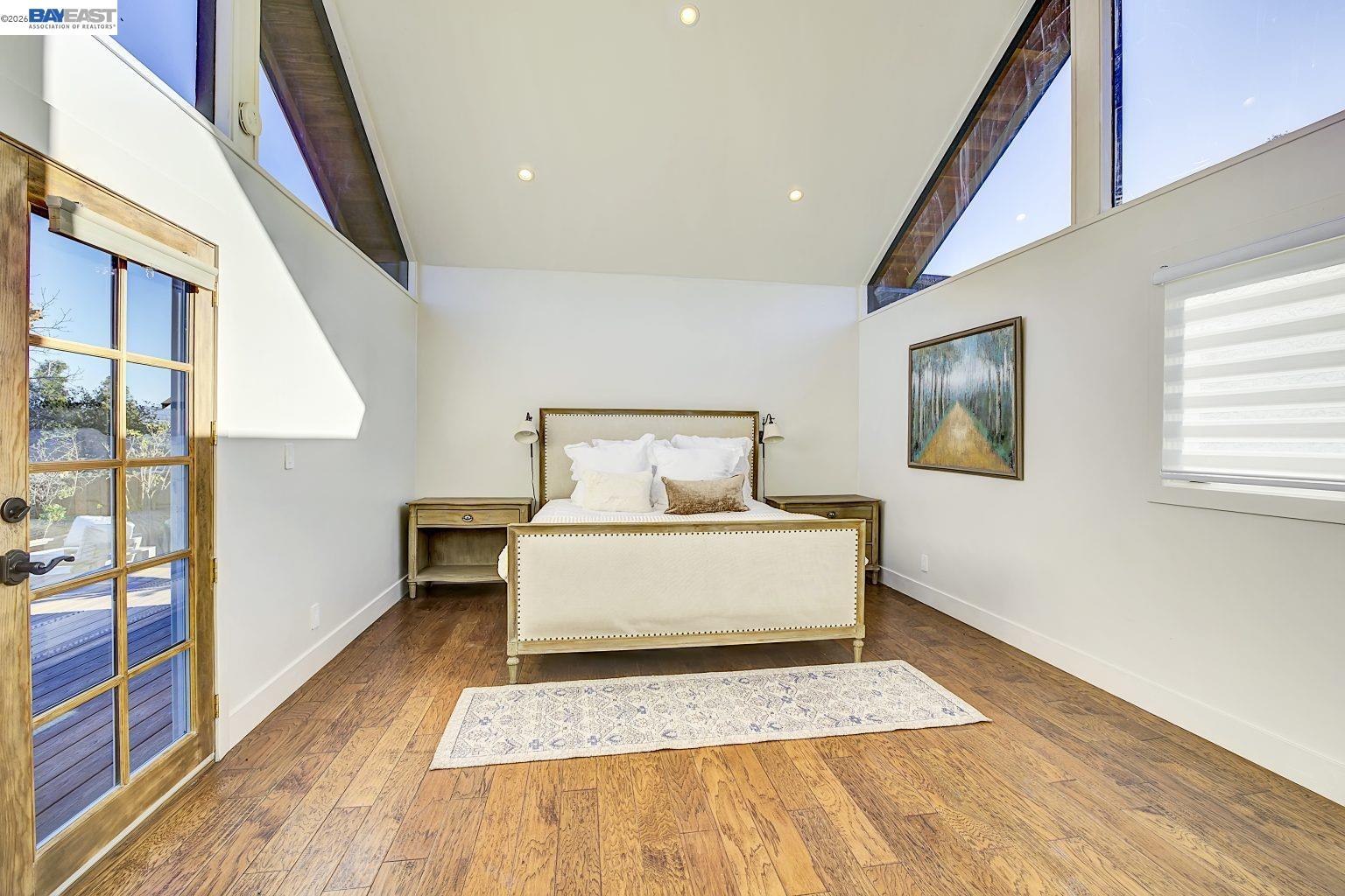 Detail Gallery Image 34 of 60 For 19029 Carlton Ave, Castro Valley,  CA 94546 - 4 Beds | 4/1 Baths