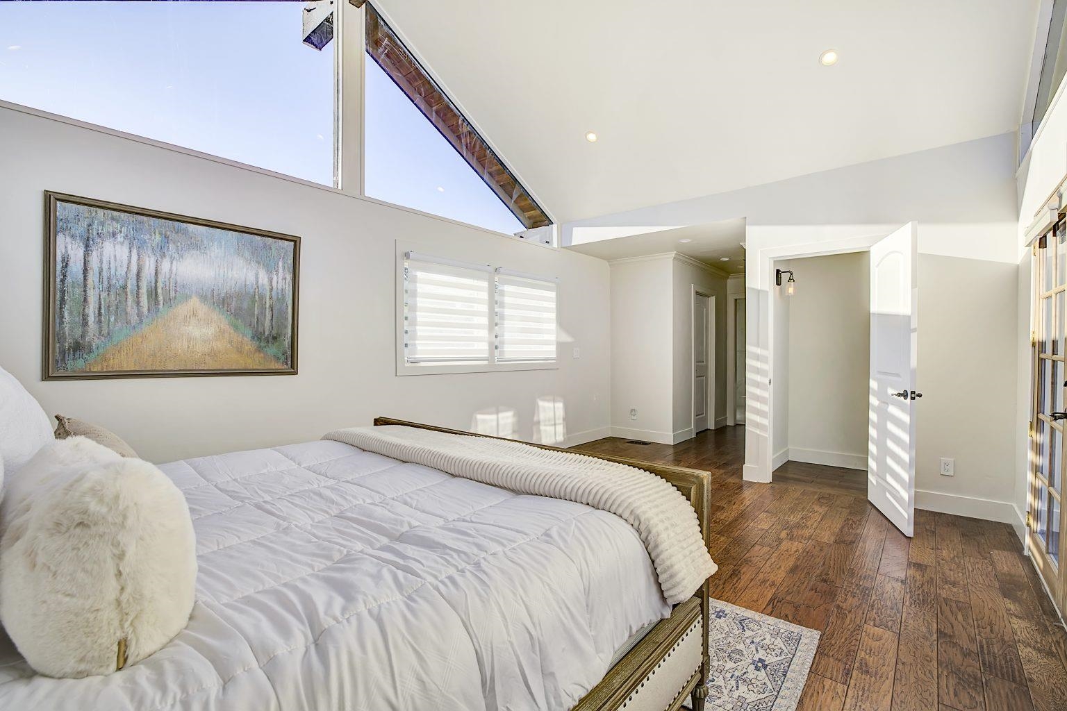 Detail Gallery Image 36 of 60 For 19029 Carlton Ave, Castro Valley,  CA 94546 - 4 Beds | 4/1 Baths