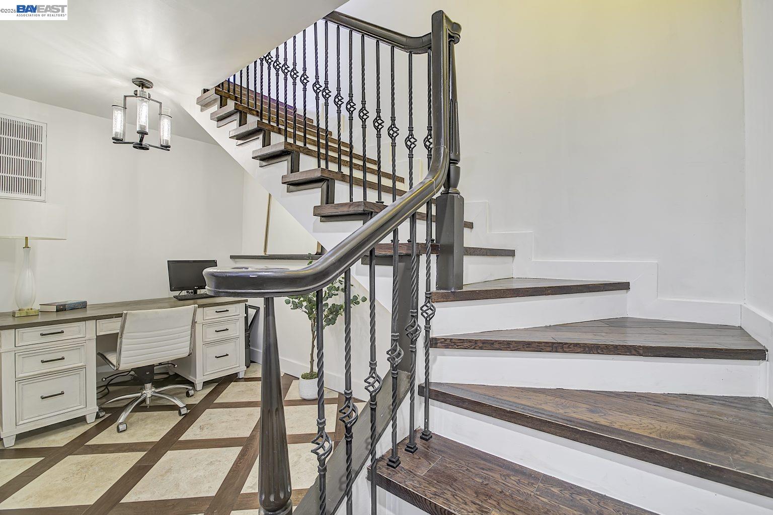 Detail Gallery Image 41 of 60 For 19029 Carlton Ave, Castro Valley,  CA 94546 - 4 Beds | 4/1 Baths