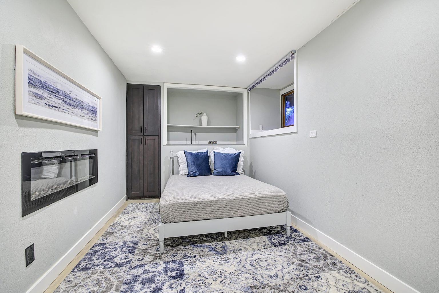 Detail Gallery Image 48 of 60 For 19029 Carlton Ave, Castro Valley,  CA 94546 - 4 Beds | 4/1 Baths