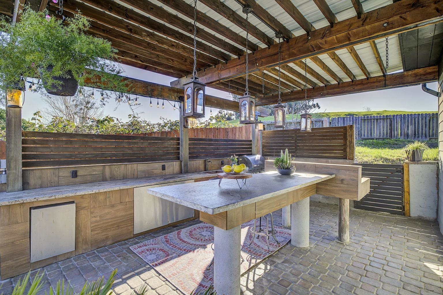 Detail Gallery Image 60 of 60 For 19029 Carlton Ave, Castro Valley,  CA 94546 - 4 Beds | 4/1 Baths