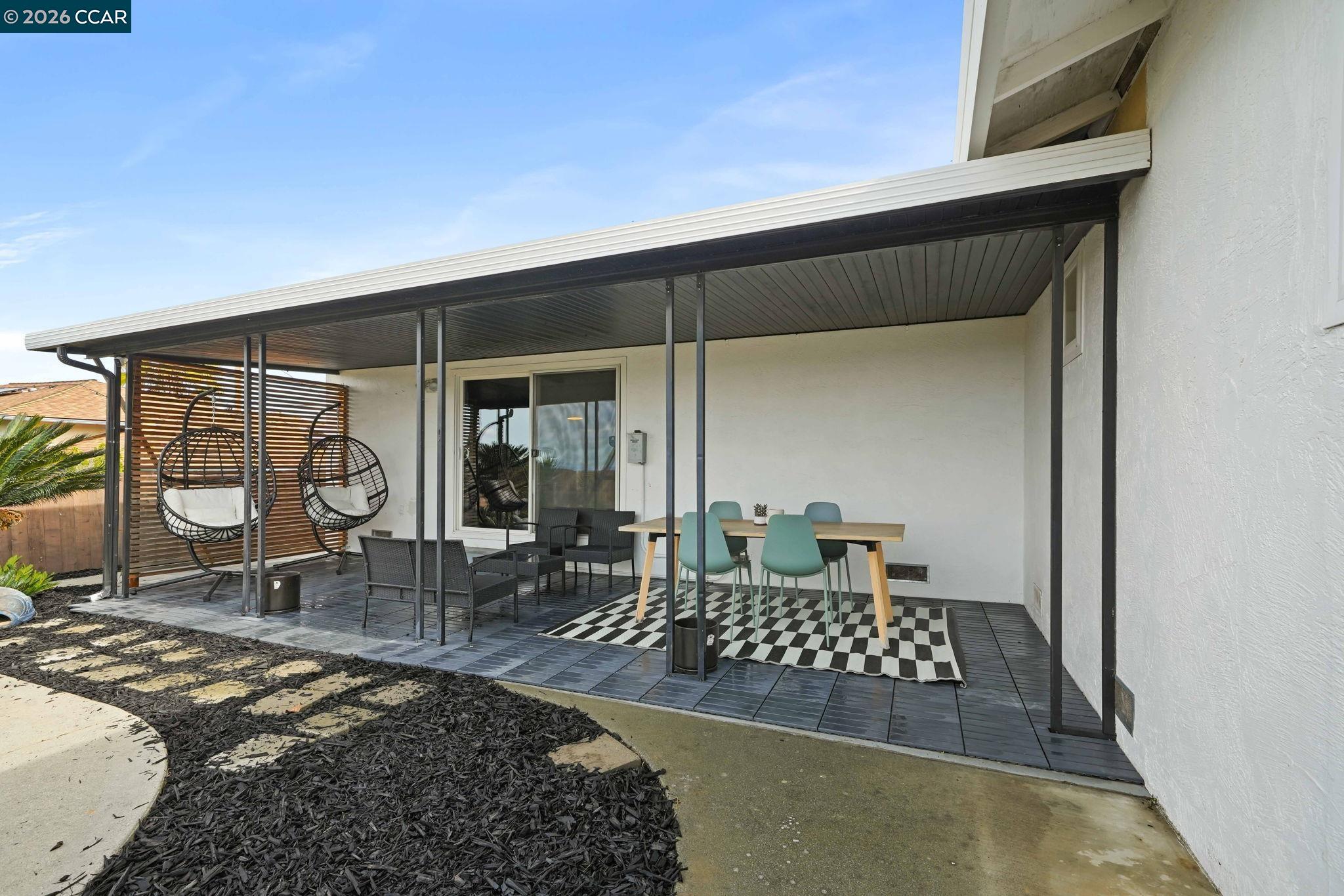 Detail Gallery Image 24 of 35 For 4320 Hillview Dr, Pittsburg,  CA 94565 - 3 Beds | 2 Baths