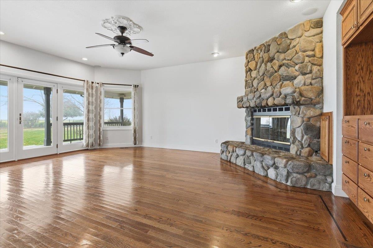 Detail Gallery Image 17 of 60 For 2380 Tule Lane, Knightsen,  CA 94548 - 5 Beds | 5 Baths