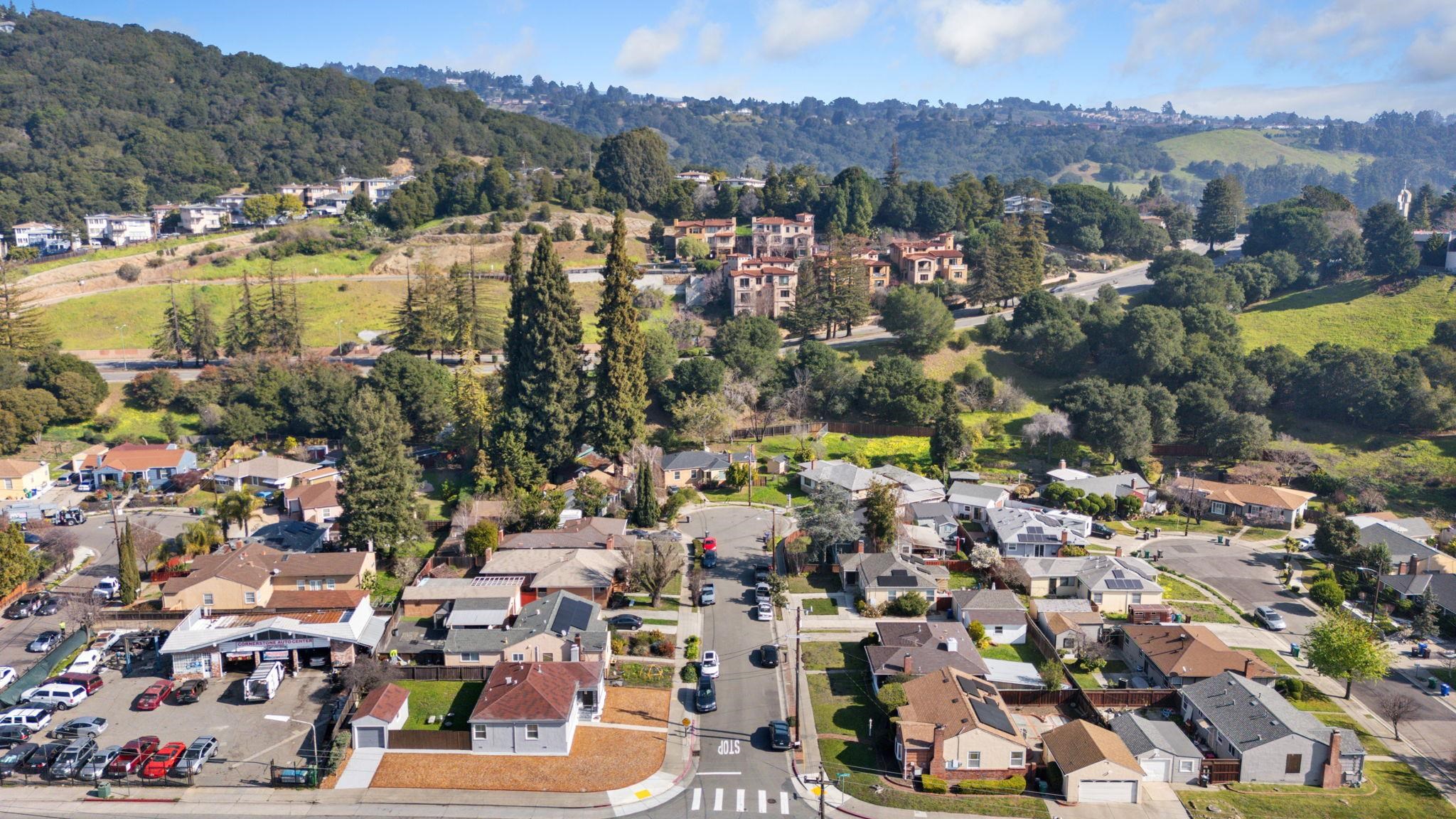 Detail Gallery Image 19 of 19 For 4103 Dickson Ct., Oakland,  CA 94605 - 3 Beds | 1 Baths