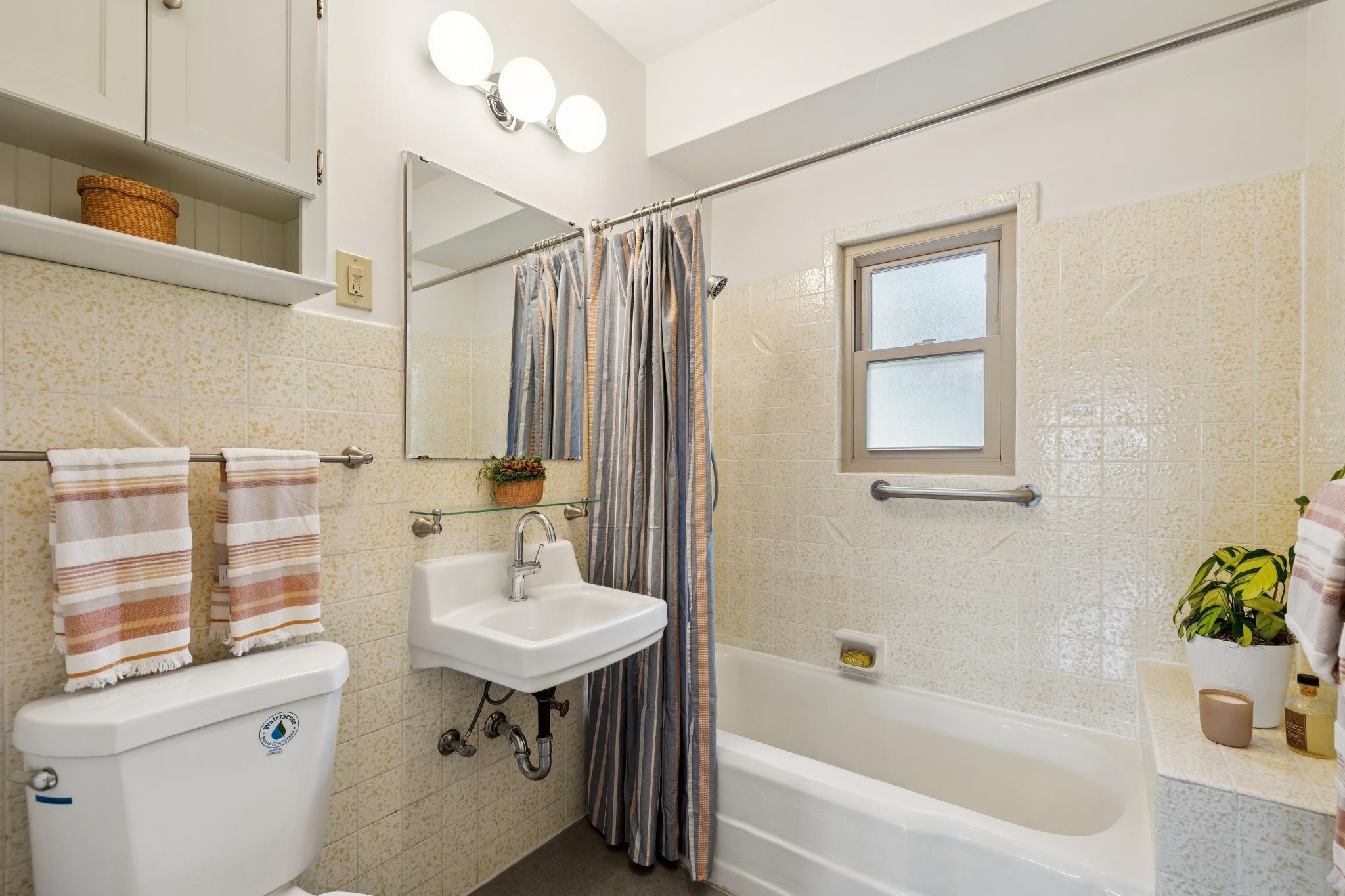 Detail Gallery Image 37 of 45 For 5622 Huntington Ave, Richmond,  CA 94804 - 4 Beds | 2/1 Baths