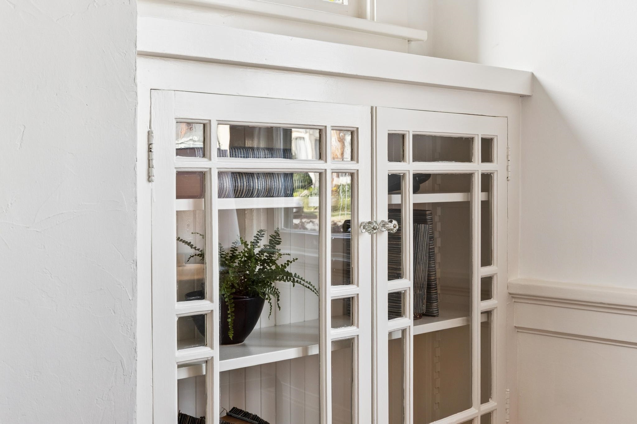 Detail Gallery Image 10 of 45 For 5622 Huntington Ave, Richmond,  CA 94804 - 4 Beds | 2/1 Baths