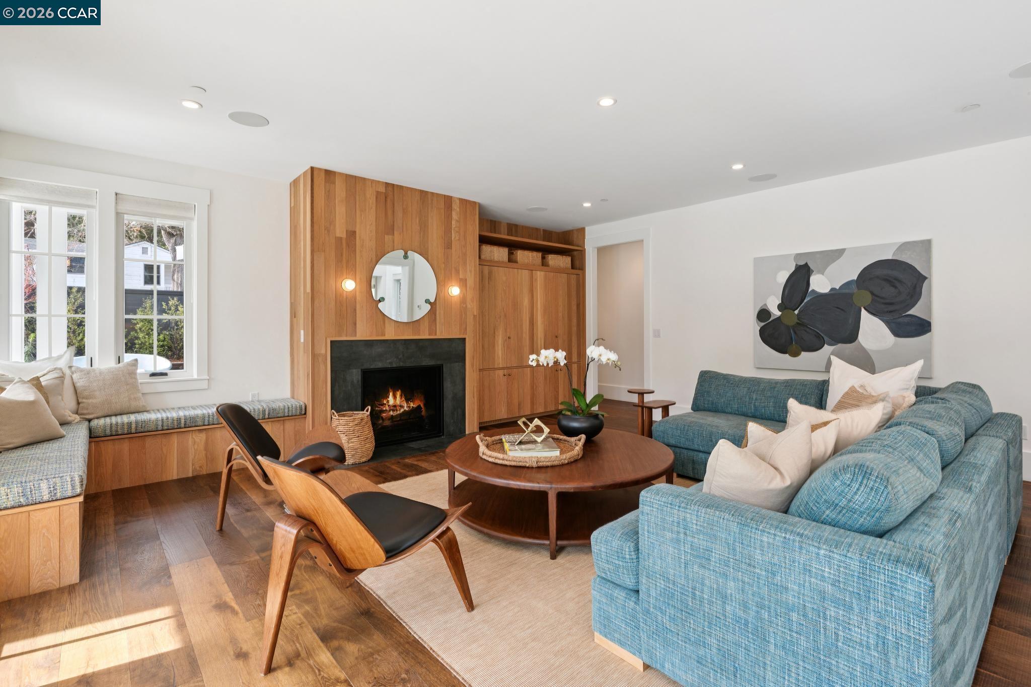 Detail Gallery Image 12 of 60 For 3545 O'conner Dr, Lafayette,  CA 94549 - 5 Beds | 5/1 Baths