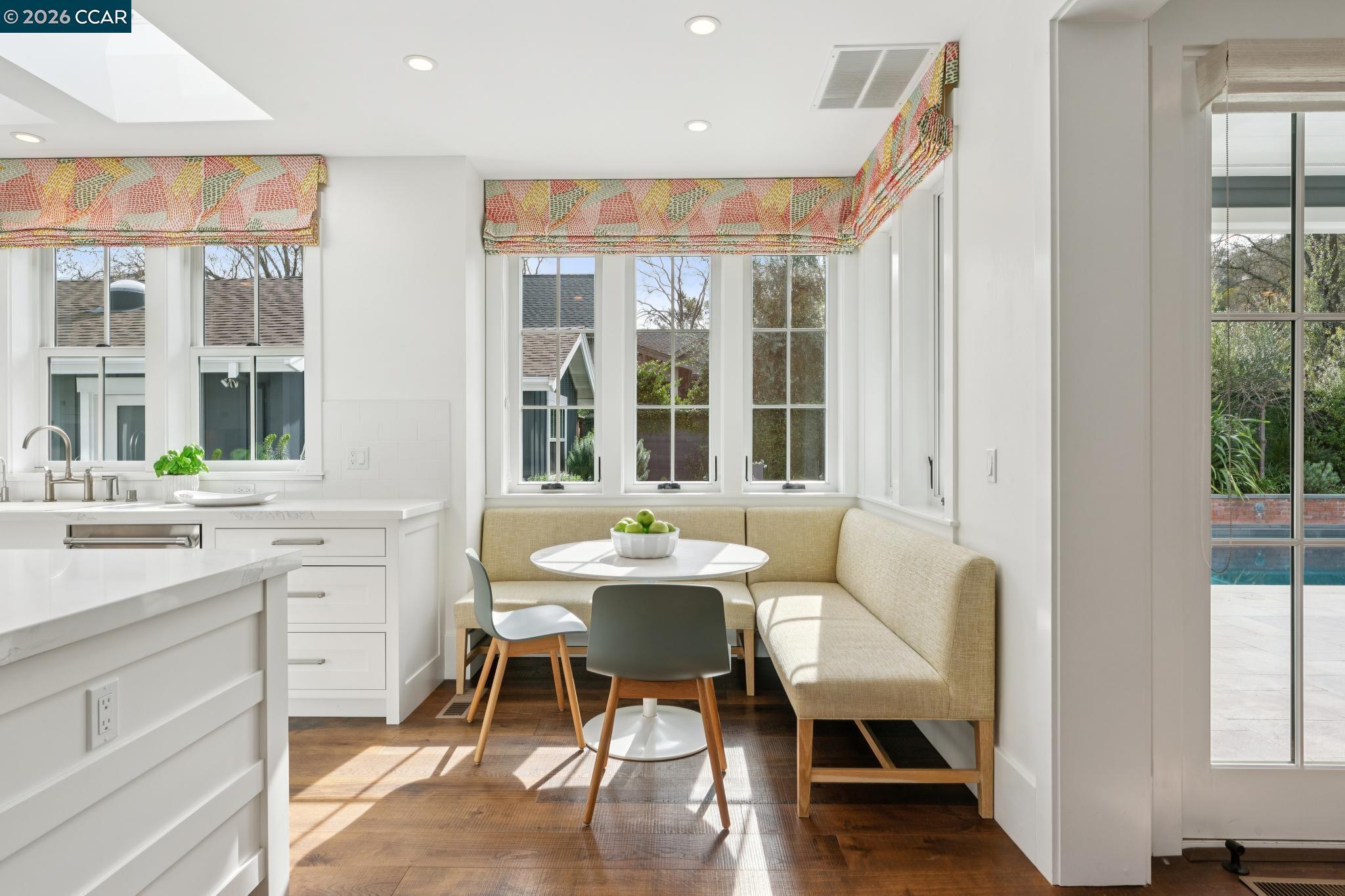 Detail Gallery Image 14 of 60 For 3545 O'conner Dr, Lafayette,  CA 94549 - 5 Beds | 5/1 Baths