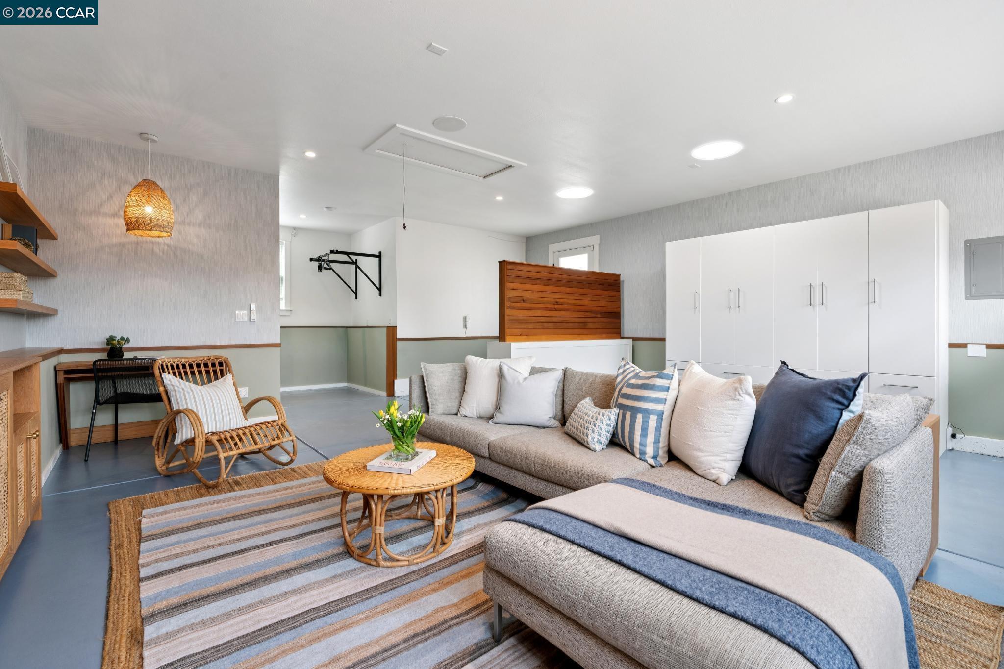 Detail Gallery Image 48 of 60 For 3545 O'conner Dr, Lafayette,  CA 94549 - 5 Beds | 5/1 Baths